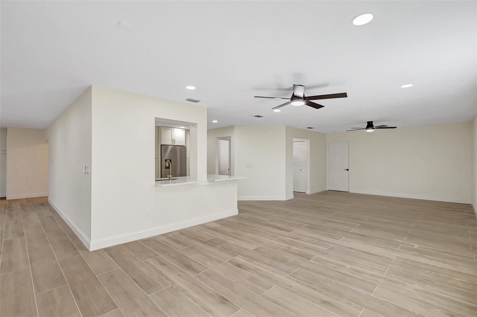 16153 GARDENDALE DR, TAMPA, FL, 33624