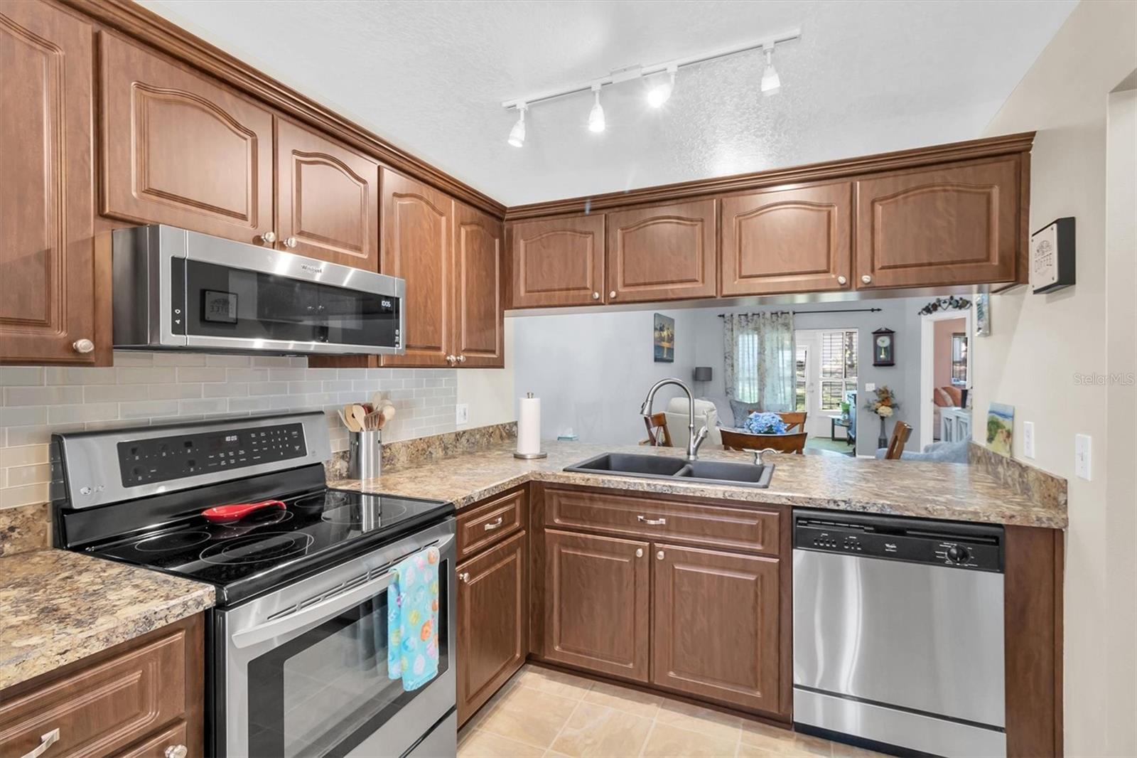 6420 CABBAGE LN, NEW PORT RICHEY, FL, 34653