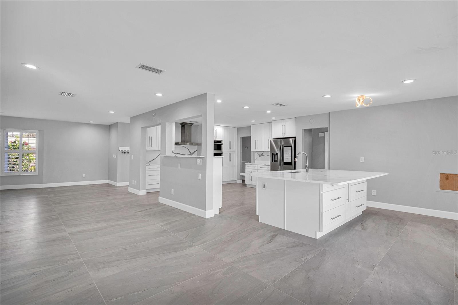 3944 DORAL DR, TAMPA, FL, 33634