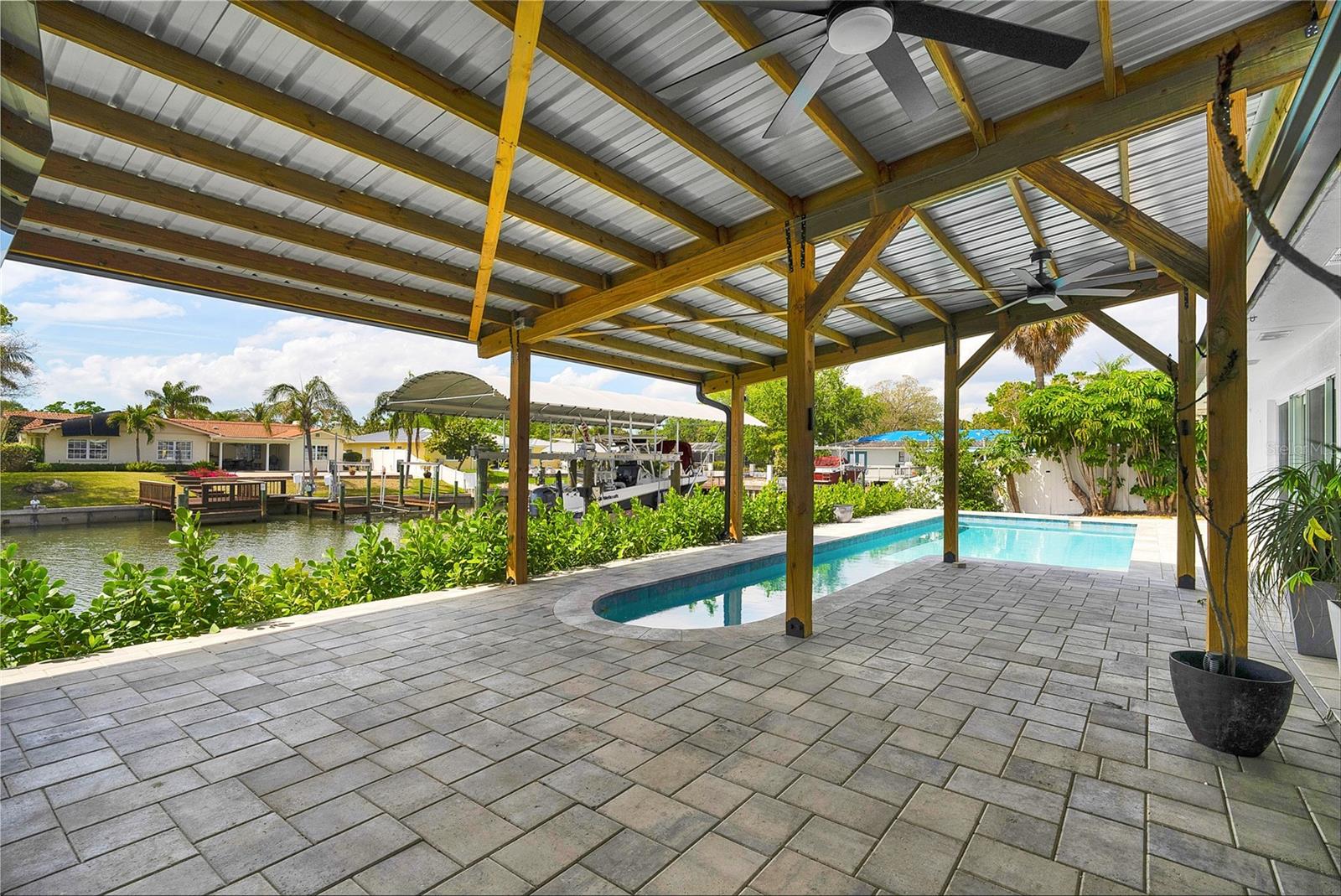 3944 DORAL DR, TAMPA, FL, 33634