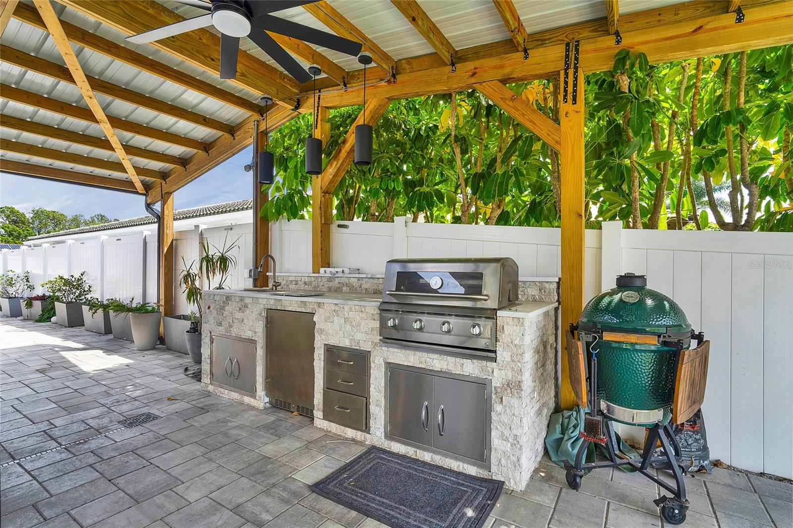 3944 DORAL DR, TAMPA, FL, 33634