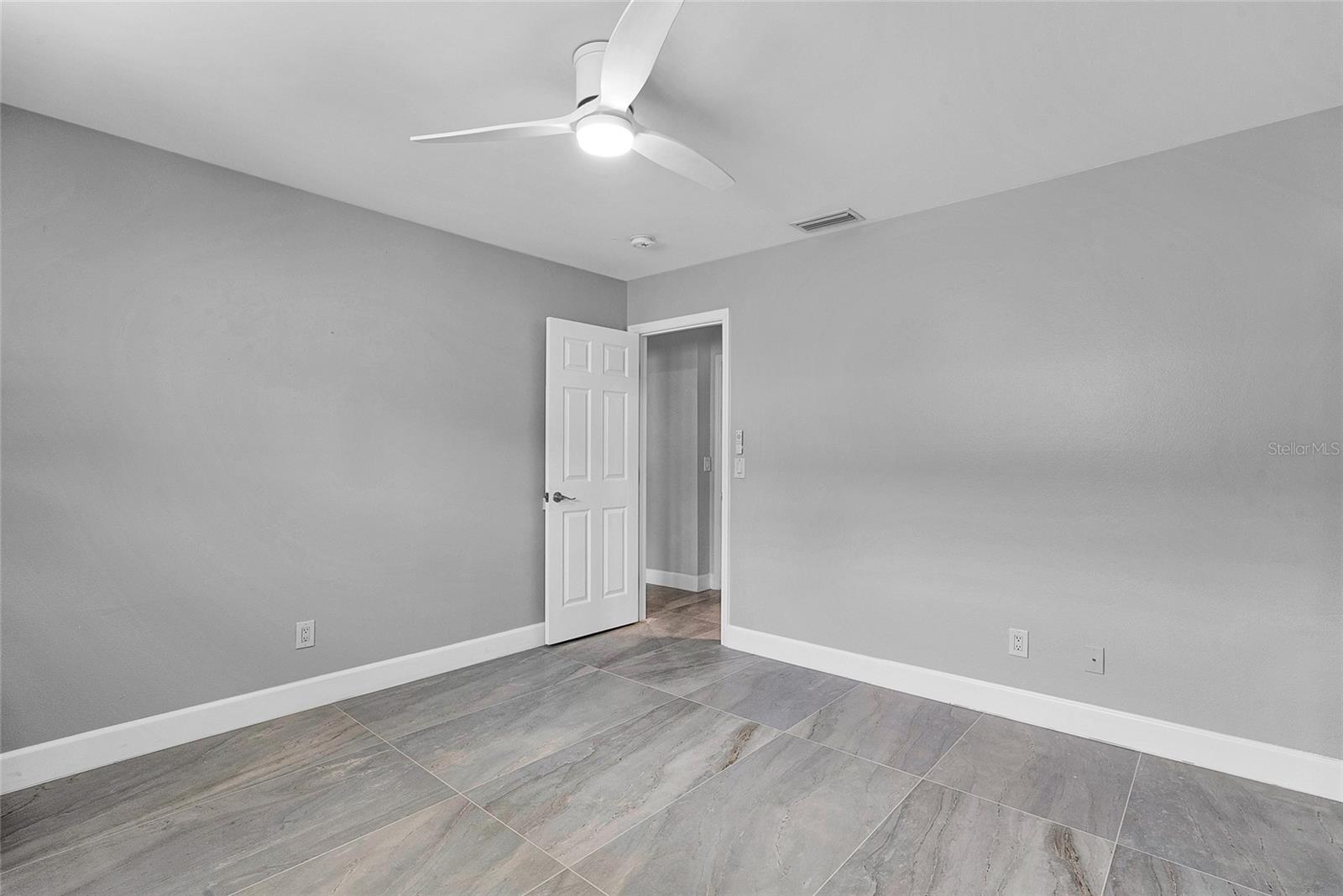 3944 DORAL DR, TAMPA, FL, 33634