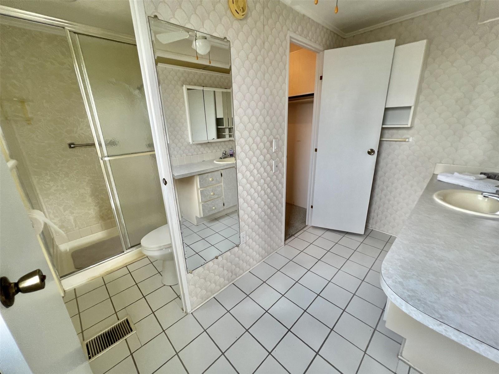 101 POINSETTIA CV, LEESBURG, FL, 34748