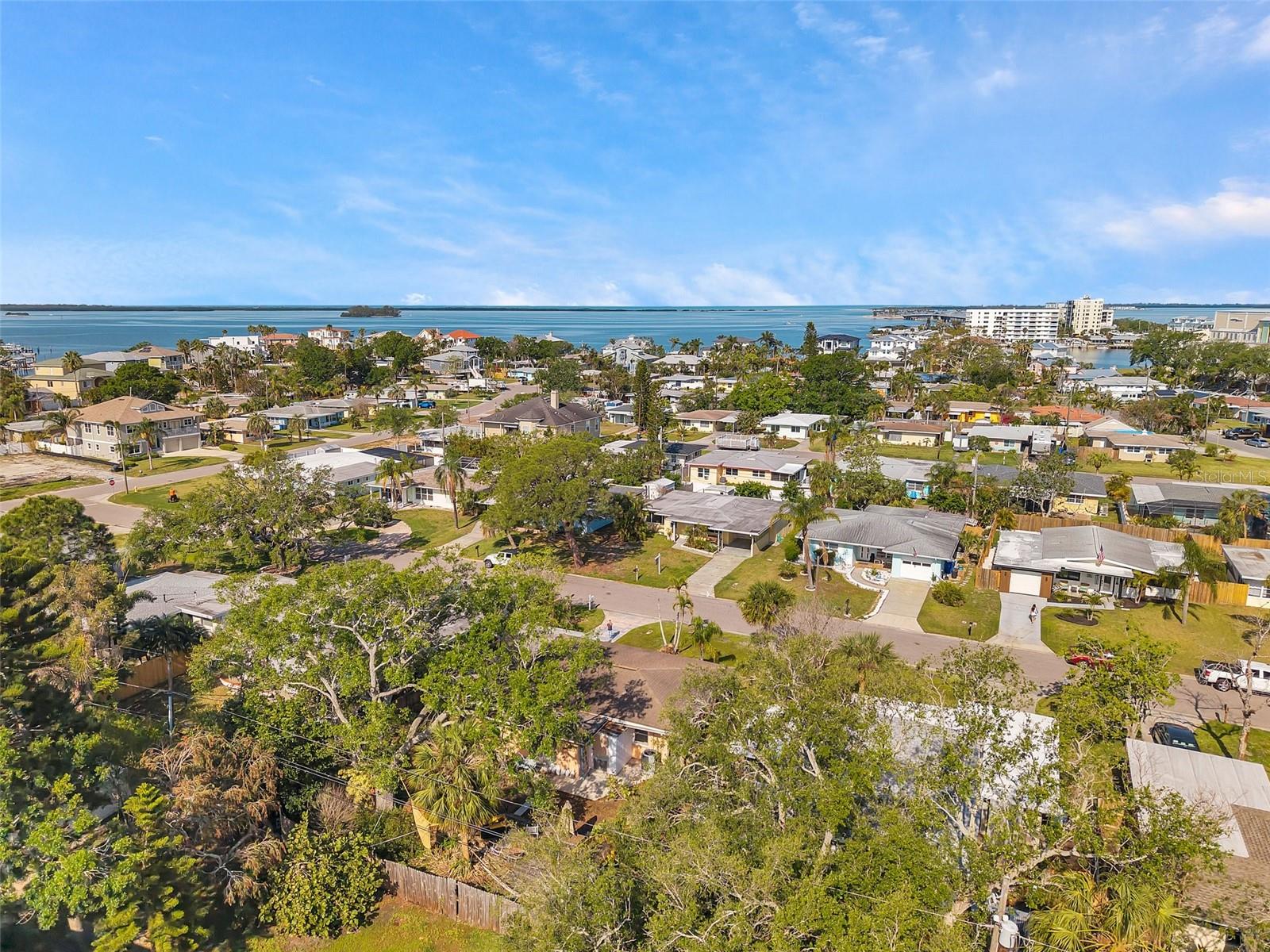 2481 DEL RIO WAY, DUNEDIN, FL, 34698