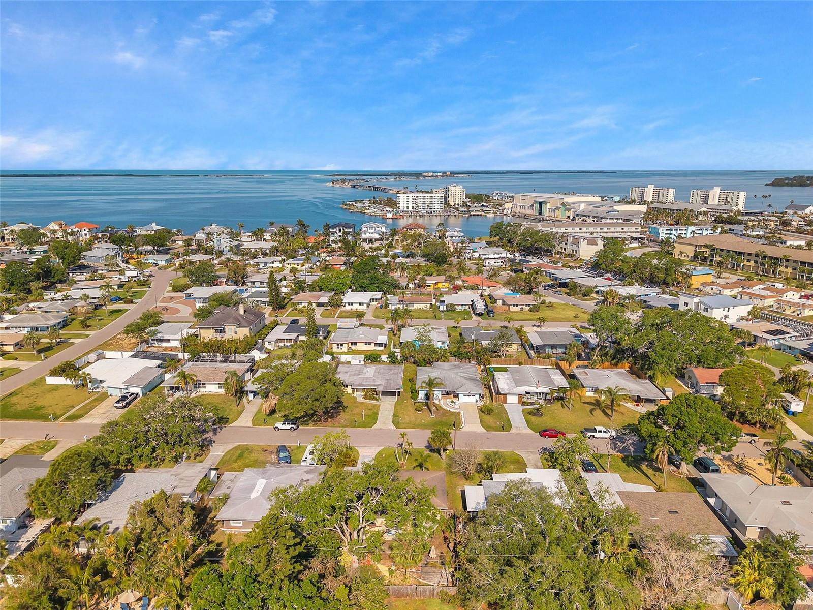 2481 DEL RIO WAY, DUNEDIN, FL, 34698