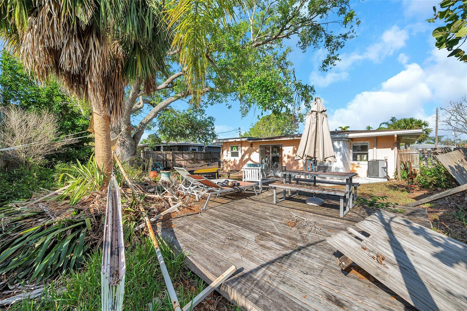 2481 DEL RIO WAY, DUNEDIN, FL, 34698