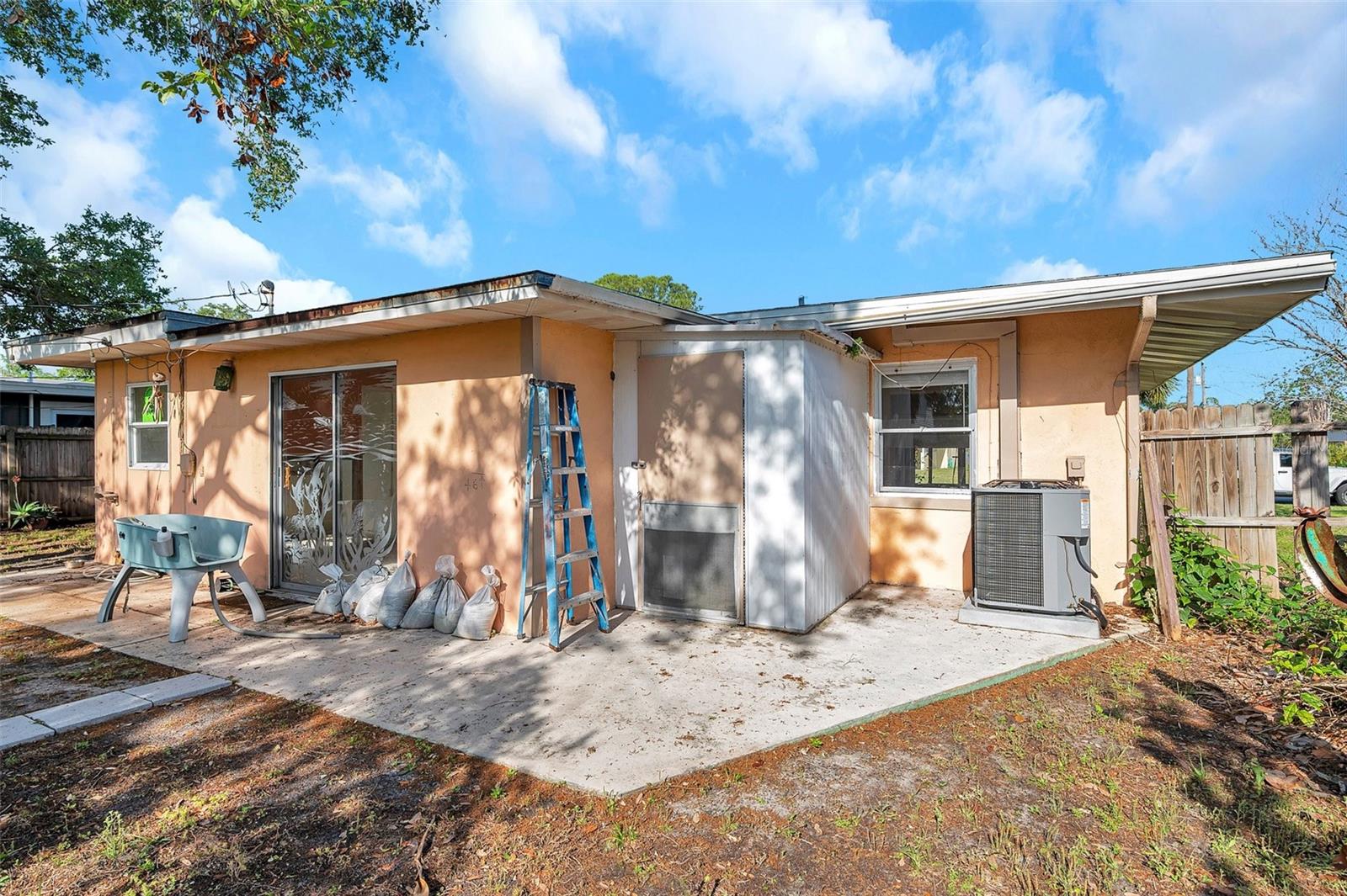 2481 DEL RIO WAY, DUNEDIN, FL, 34698