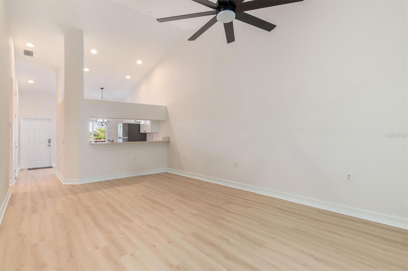 7196 N PLUM TREE #323, PUNTA GORDA, FL, 33955