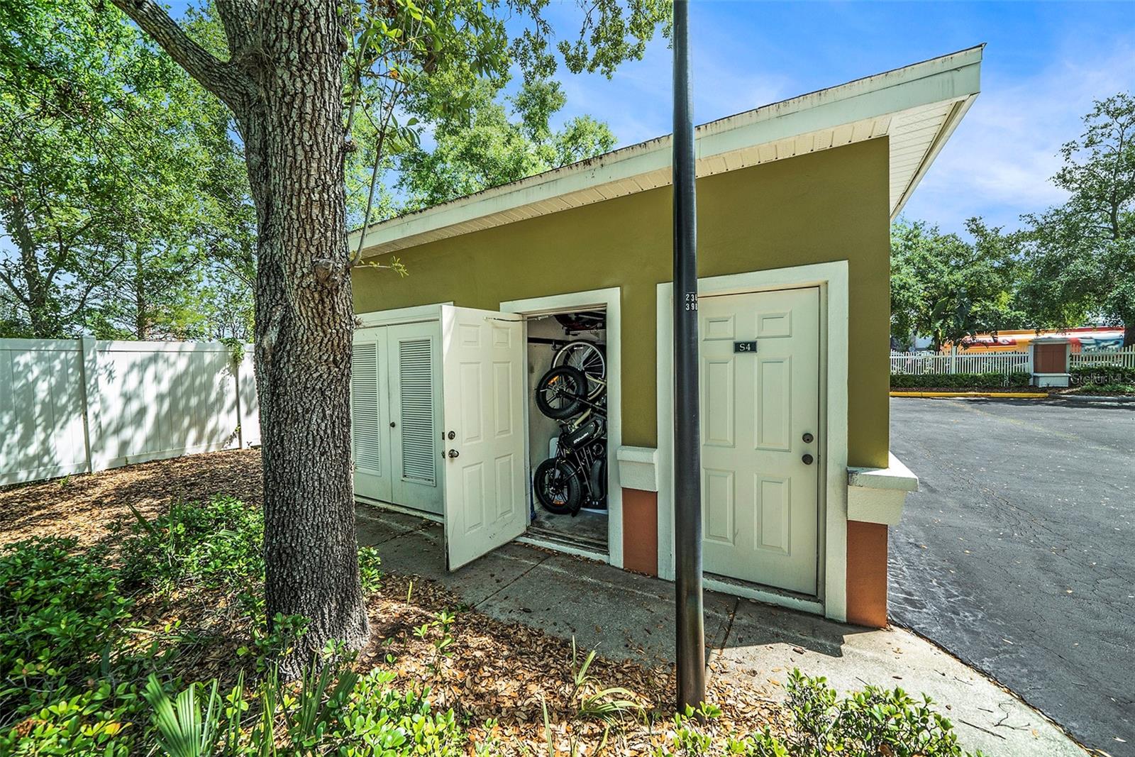 4207 S DALE MABRY HWY #2208, TAMPA, FL, 33611