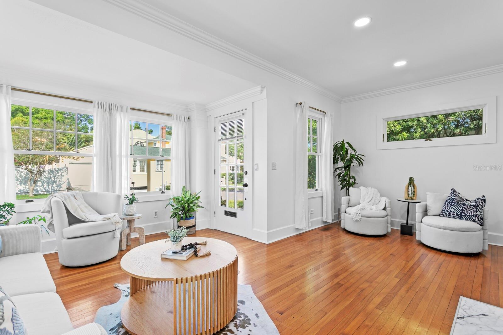 1617 OAK ST NE, ST PETERSBURG, FL, 33704