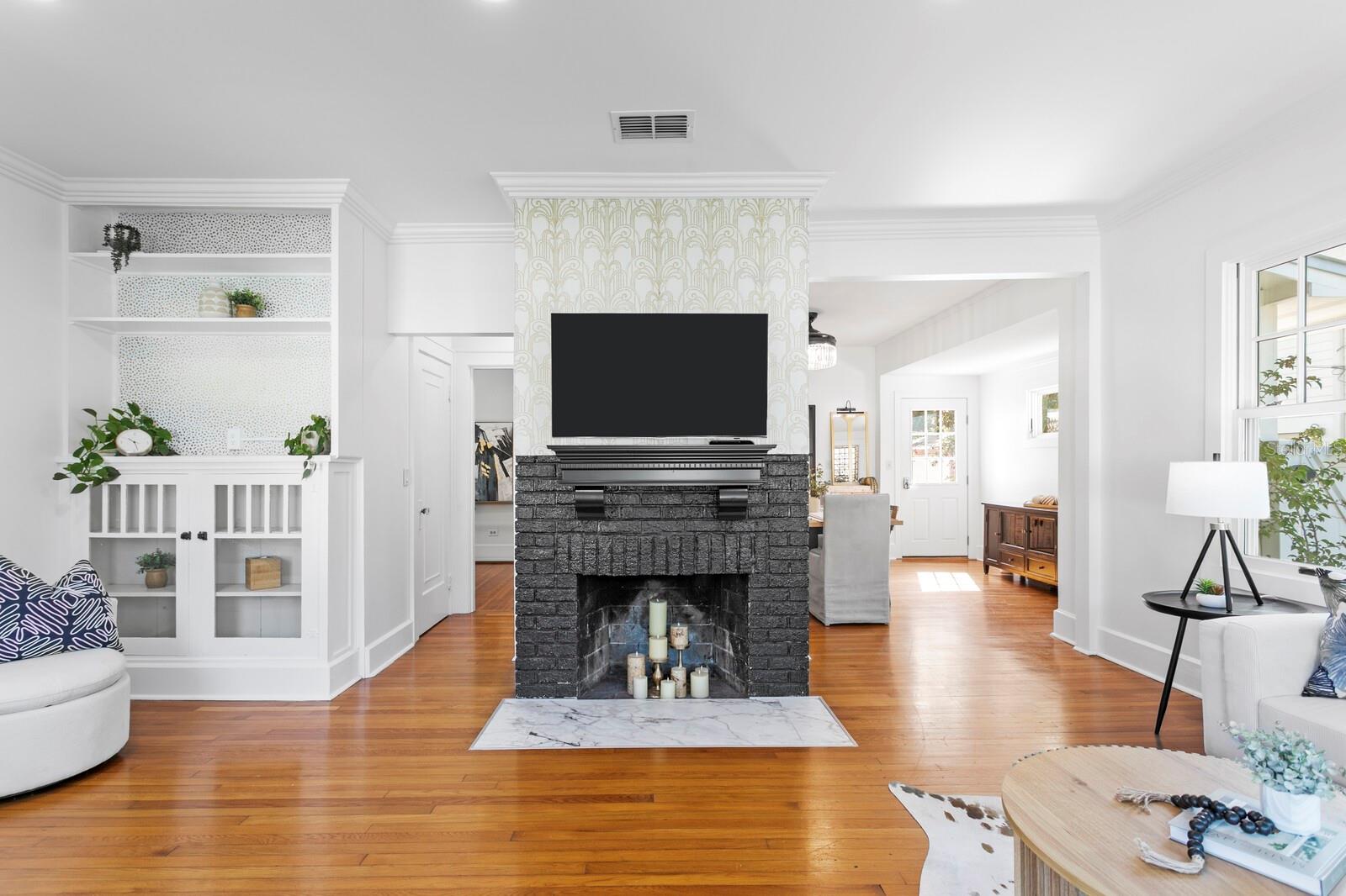 1617 OAK ST NE, ST PETERSBURG, FL, 33704