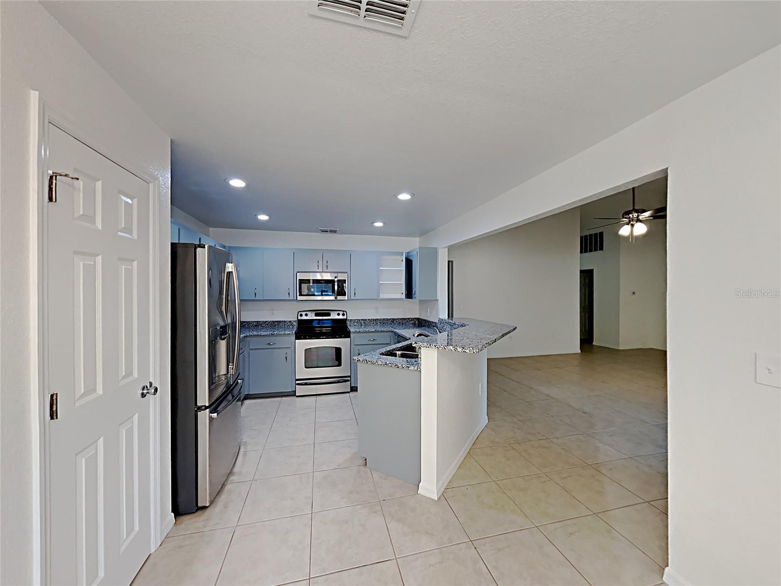 3483 IMPERIAL MANOR WAY, MULBERRY, FL, 33860