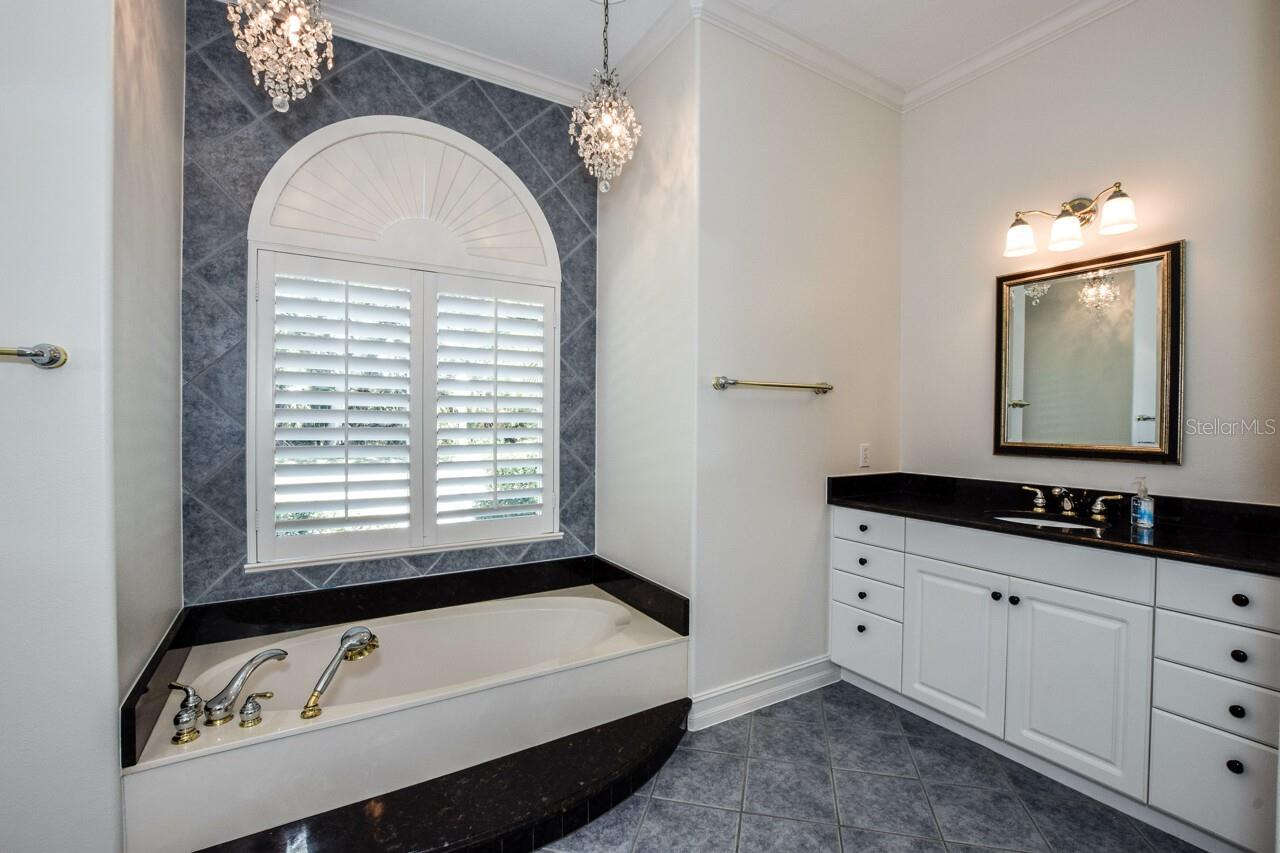 548 WESTMOUNT LN, VENICE, FL, 34293