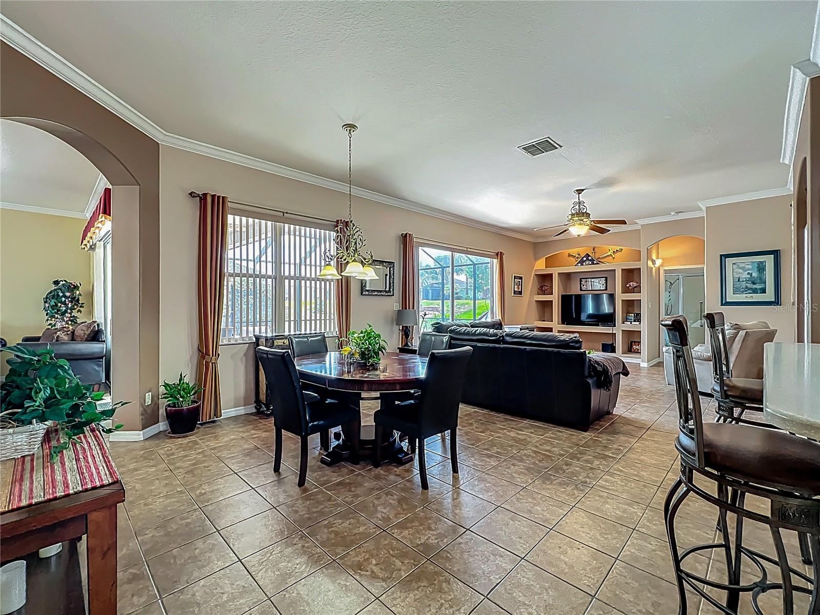 25545 LAUREL VALLEY RD, LEESBURG, FL, 34748