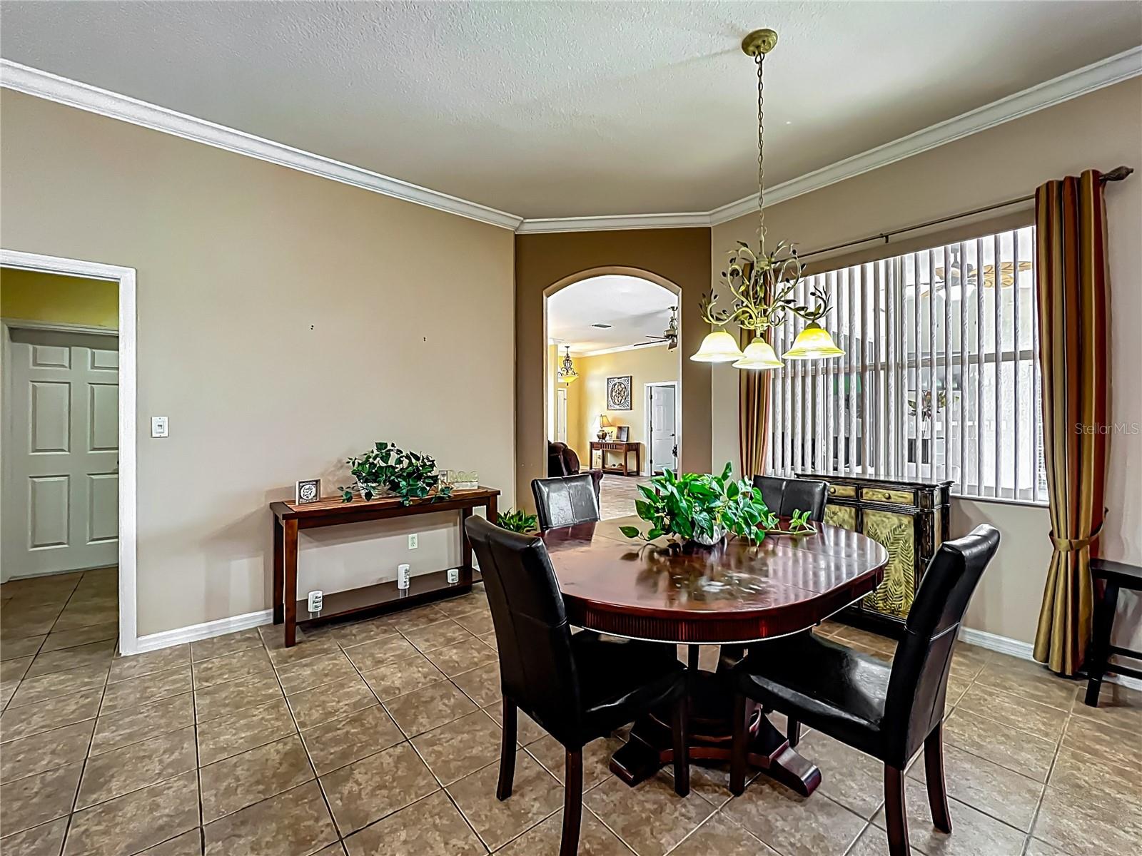 25545 LAUREL VALLEY RD, LEESBURG, FL, 34748