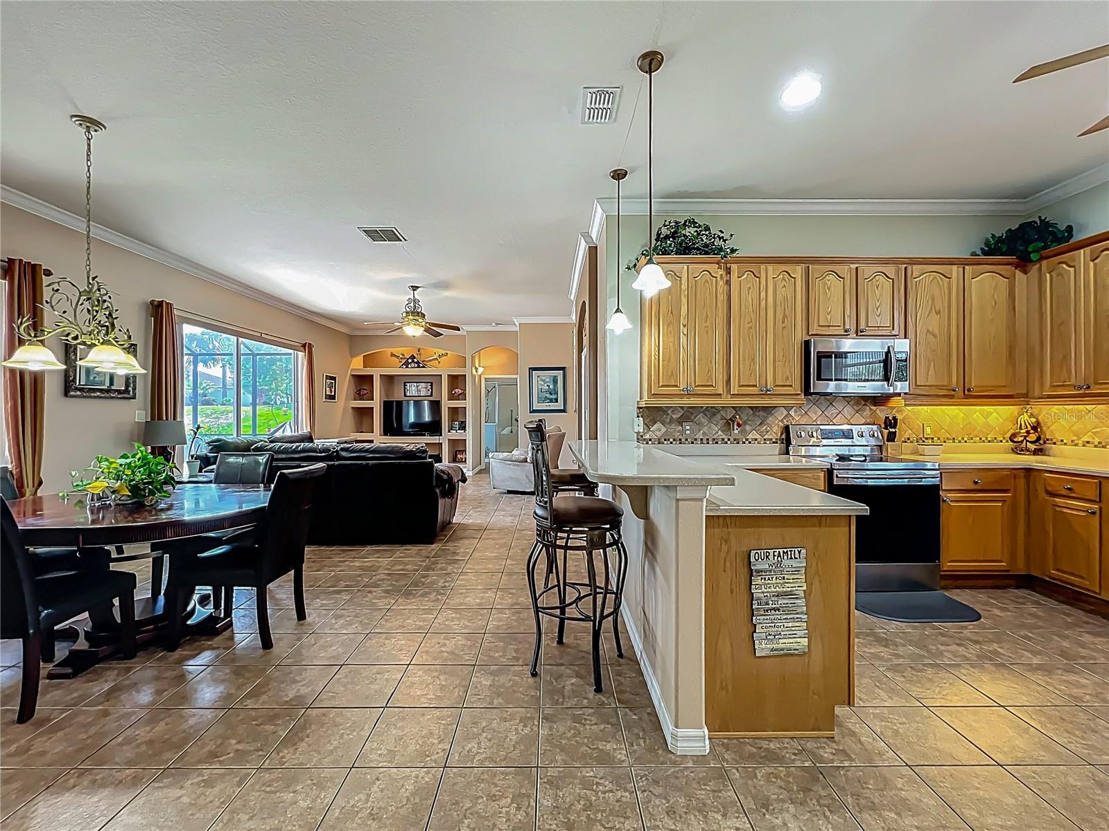 25545 LAUREL VALLEY RD, LEESBURG, FL, 34748