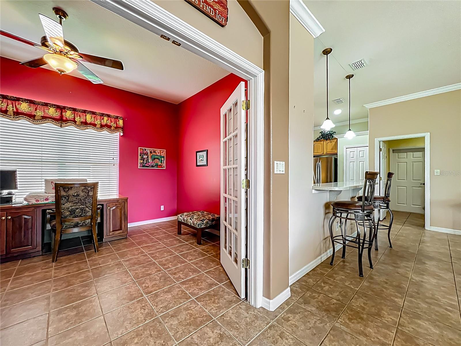 25545 LAUREL VALLEY RD, LEESBURG, FL, 34748