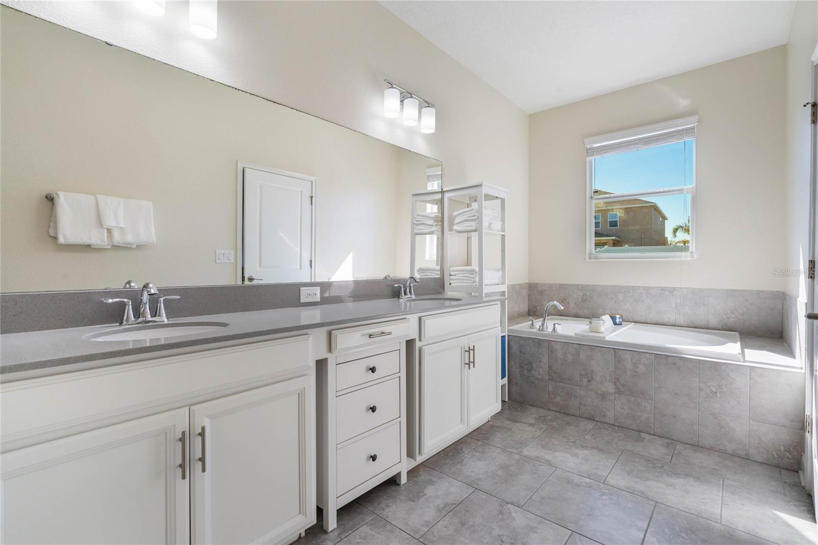 10124 STOREY GROVE WAY, WINTER GARDEN, FL, 34787