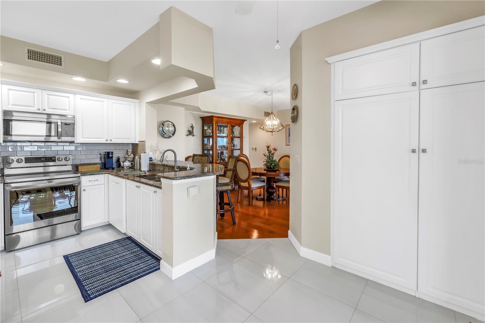 4780 DOLPHIN CAY LN S #307, ST PETERSBURG, FL, 33711