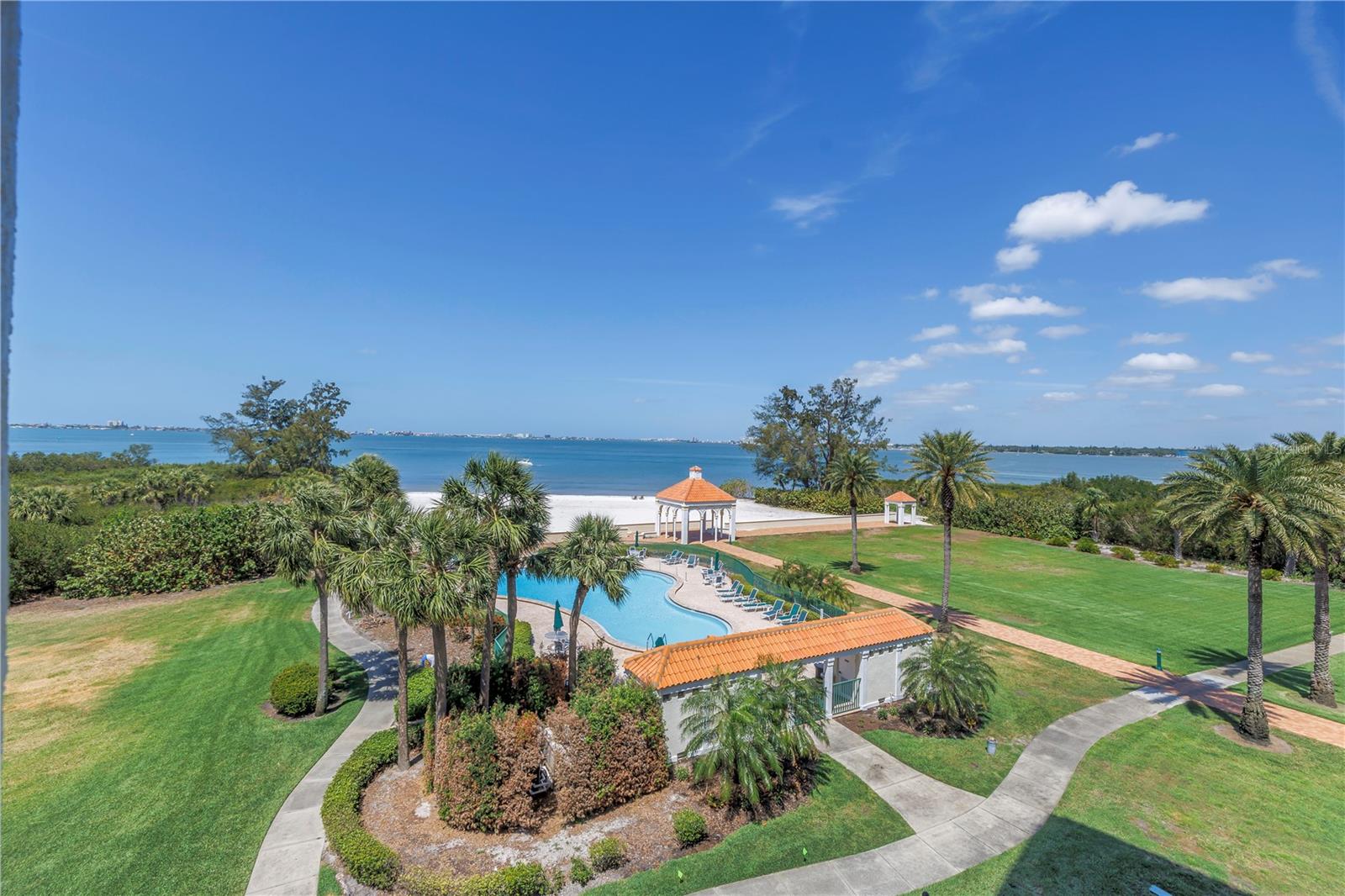 4780 DOLPHIN CAY LN S #307, ST PETERSBURG, FL, 33711