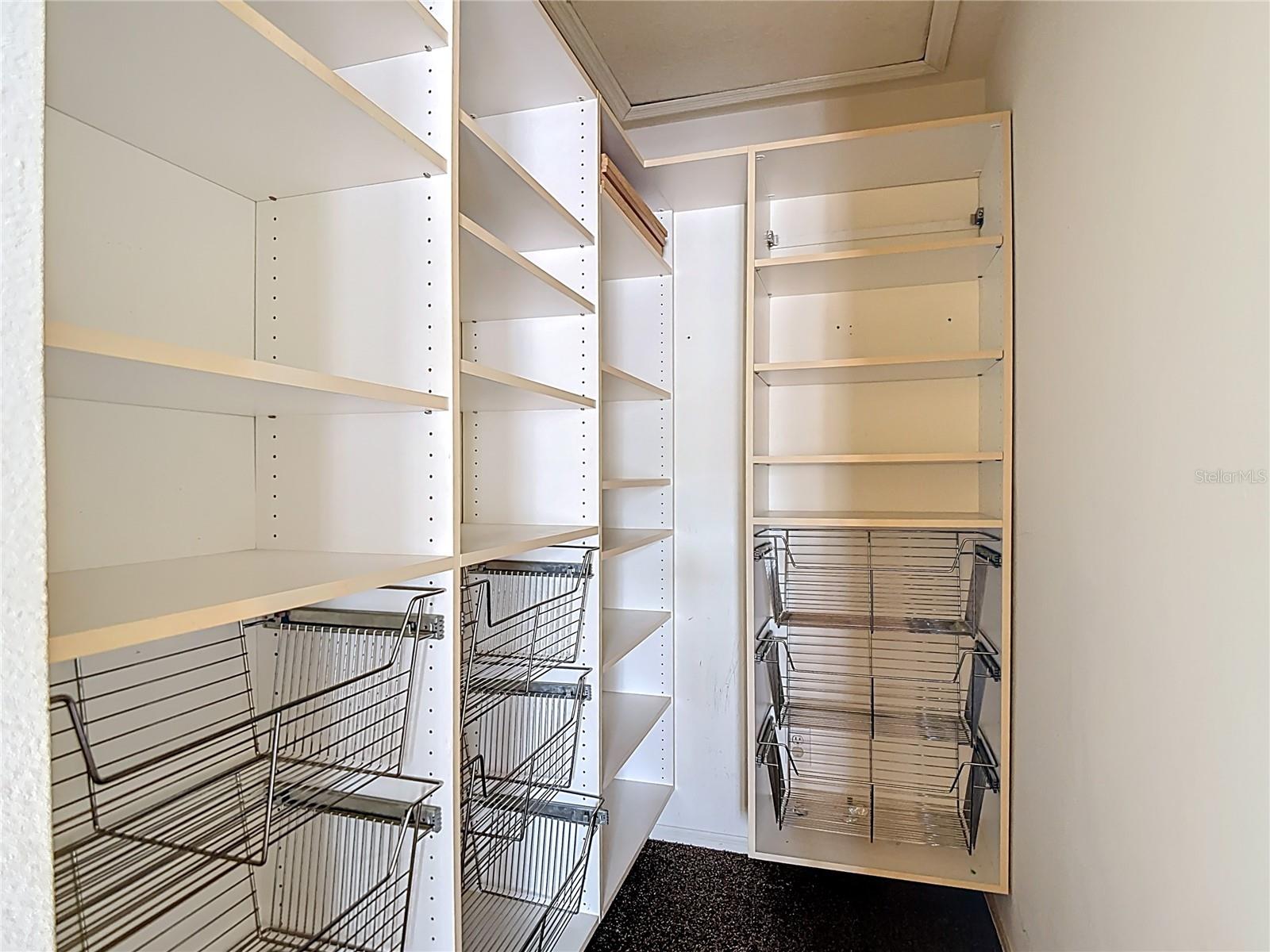 8413 FENWICK AVE, TAMPA, FL, 33647