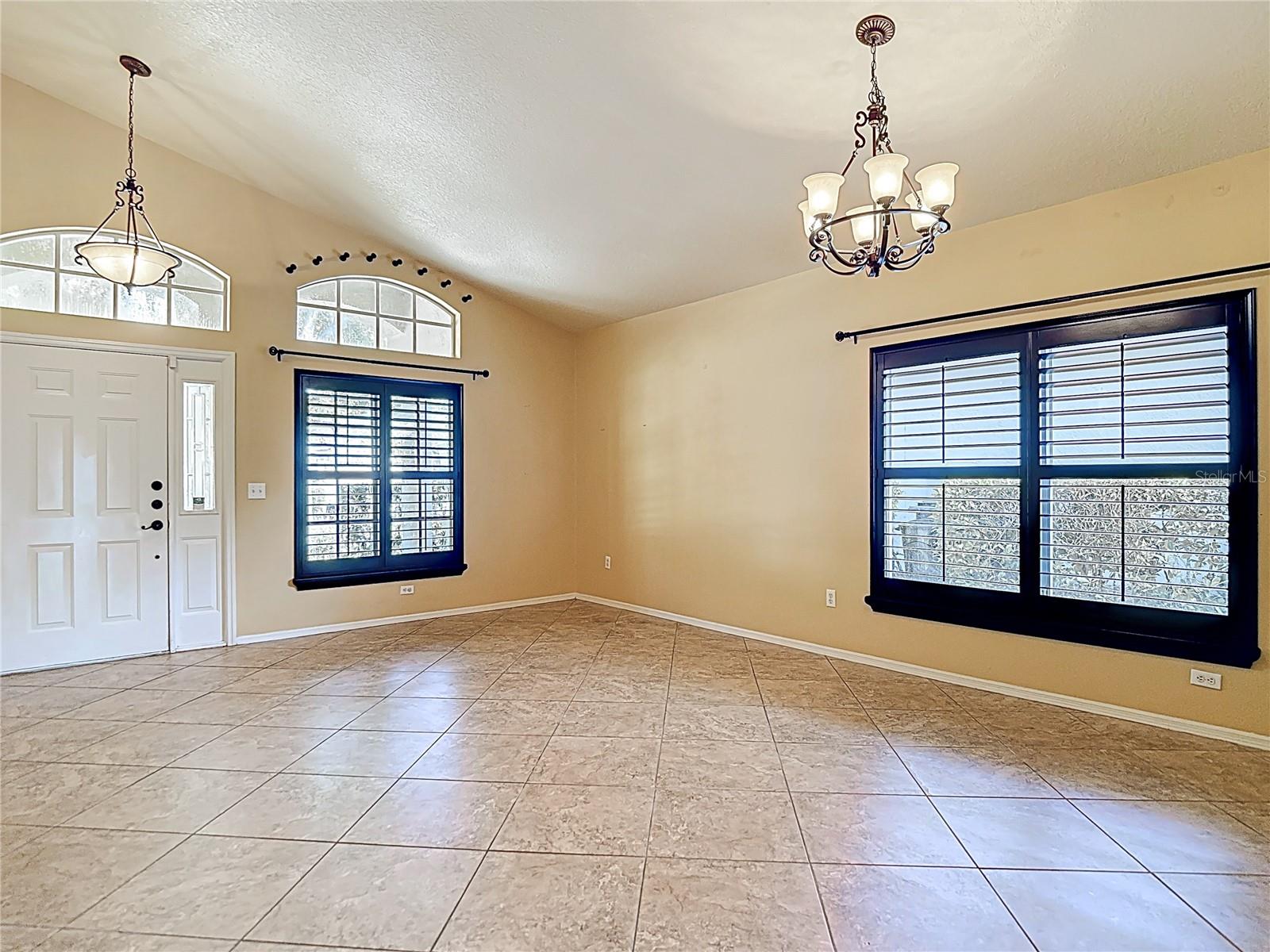 8413 FENWICK AVE, TAMPA, FL, 33647