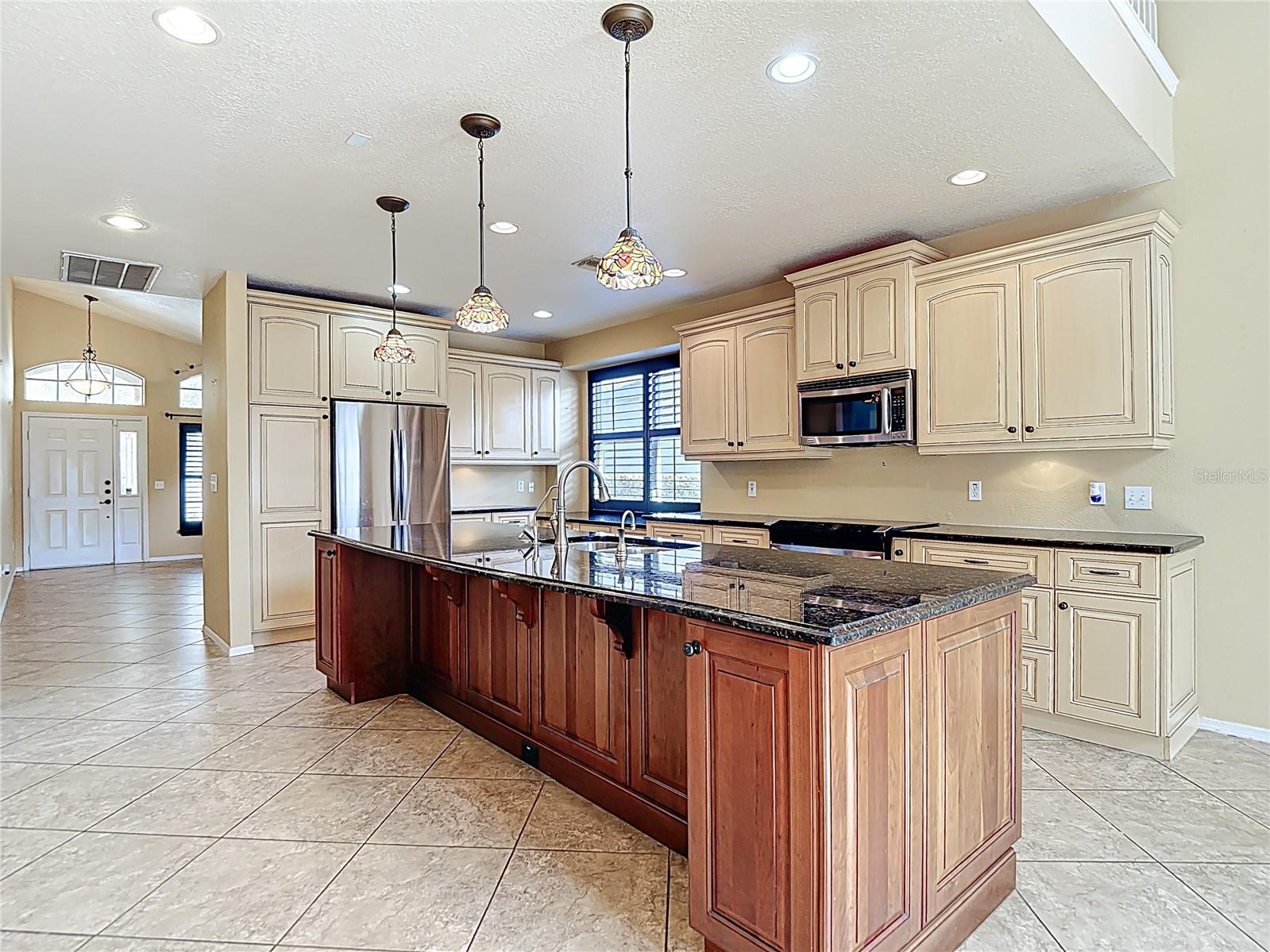 8413 FENWICK AVE, TAMPA, FL, 33647