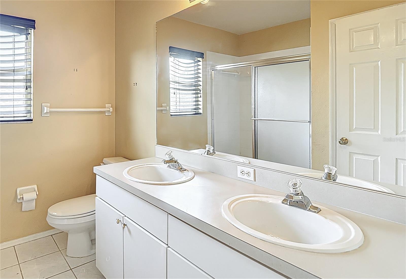 8413 FENWICK AVE, TAMPA, FL, 33647