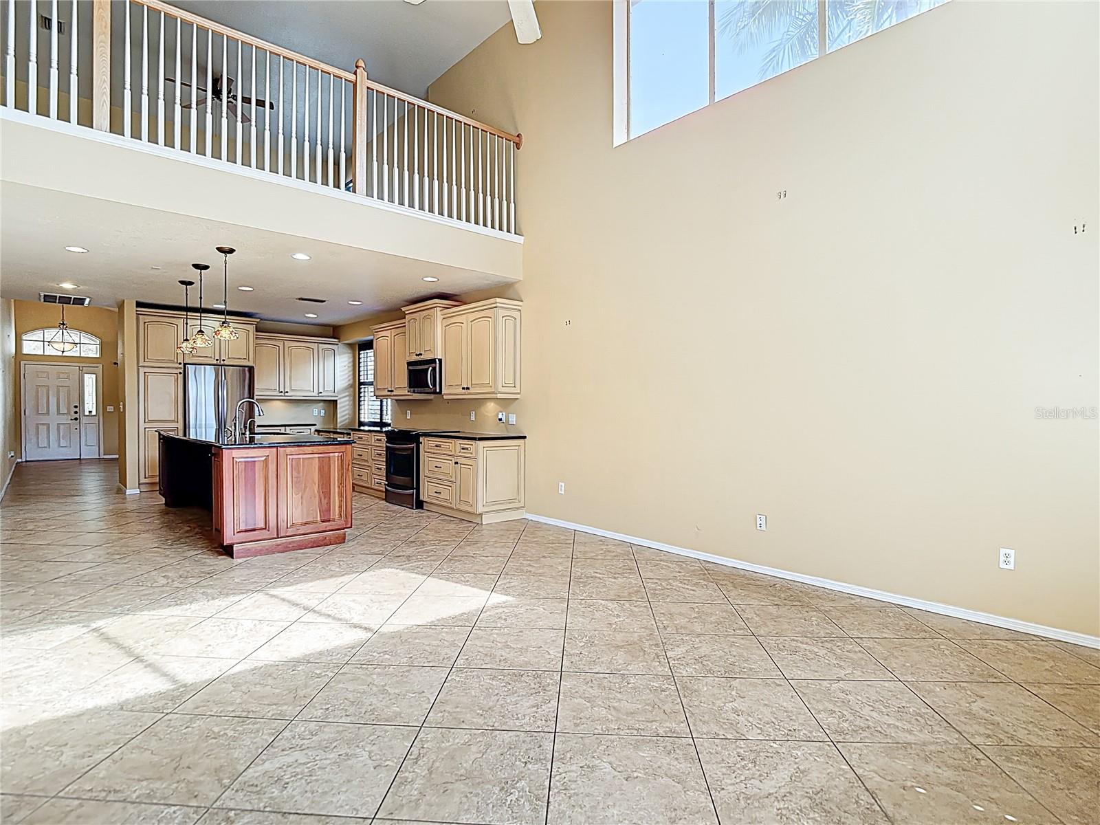 8413 FENWICK AVE, TAMPA, FL, 33647