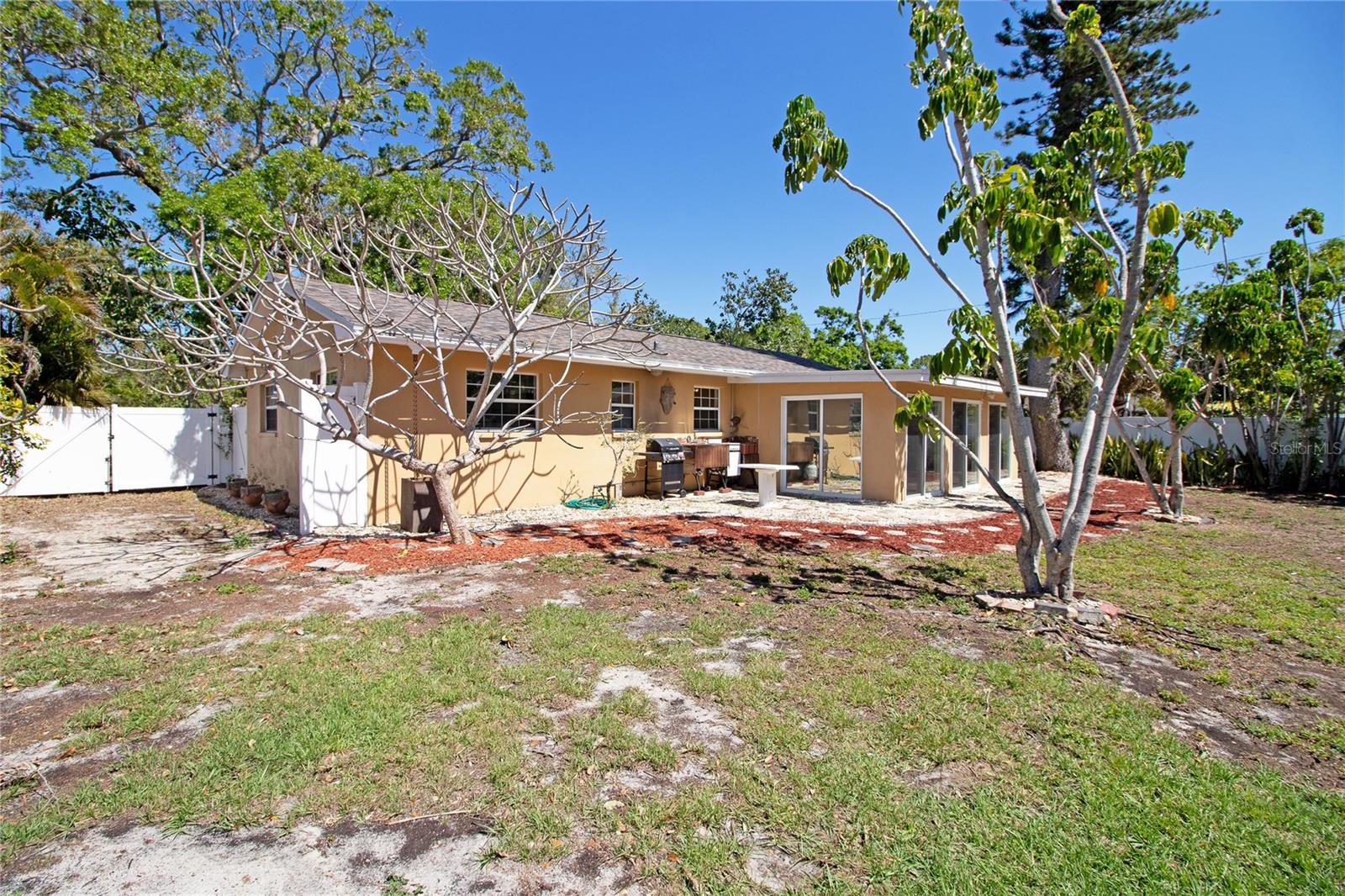 1930 ALMERIA WAY S, ST PETERSBURG, FL, 33712