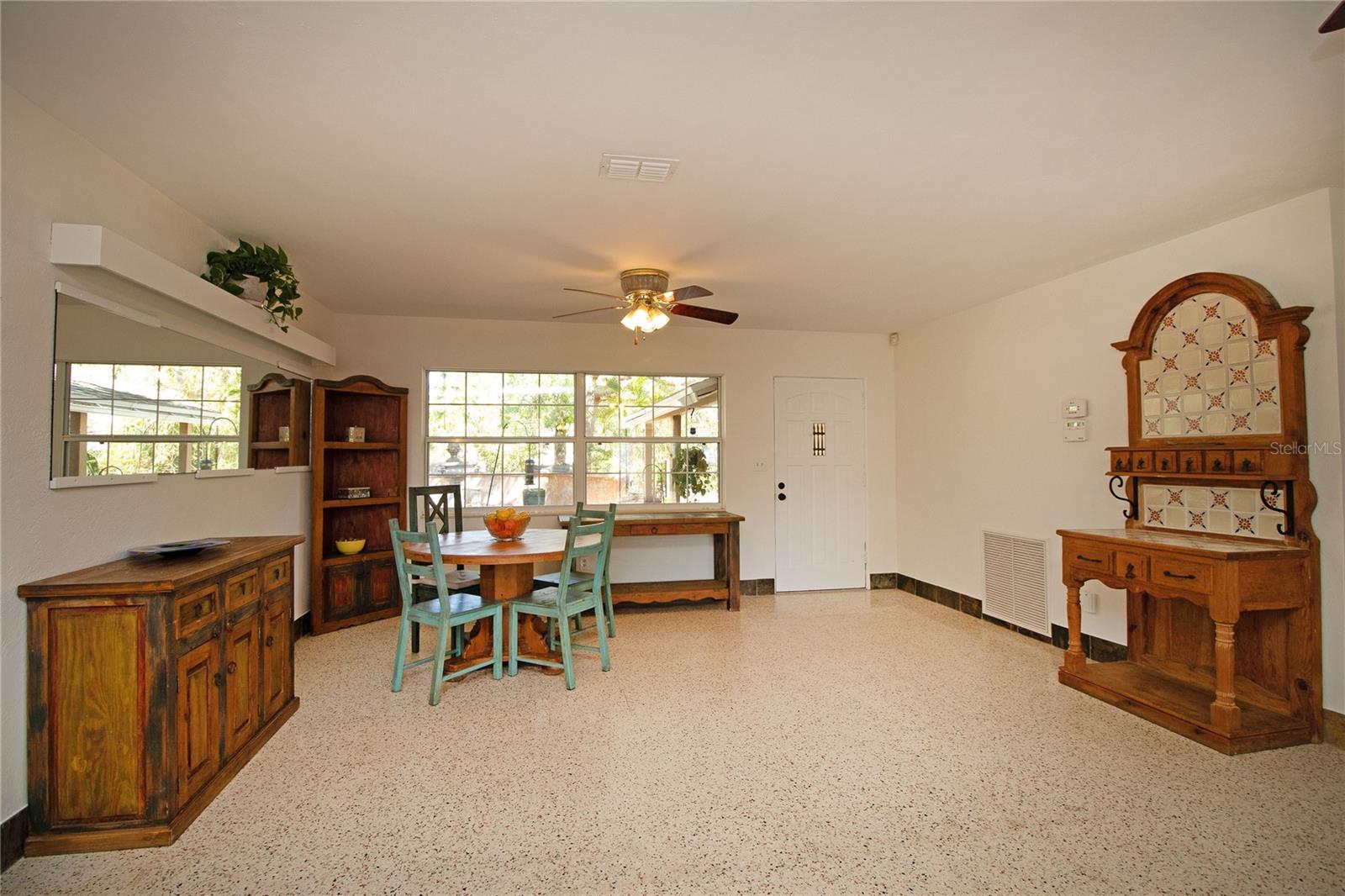 1930 ALMERIA WAY S, ST PETERSBURG, FL, 33712