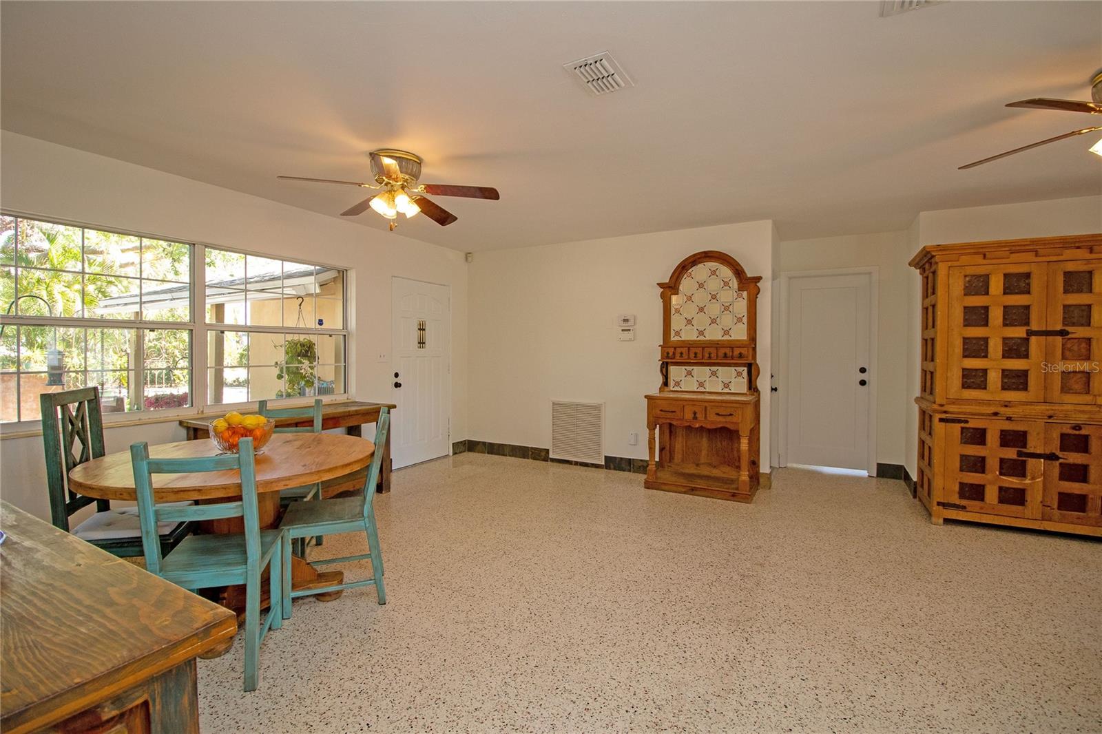 1930 ALMERIA WAY S, ST PETERSBURG, FL, 33712