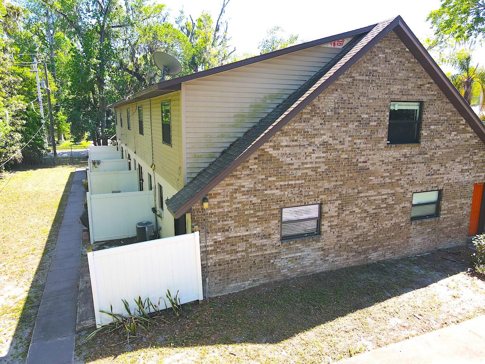 1609 SPRING GARDEN CT #1609, HOLLY HILL, FL, 32117
