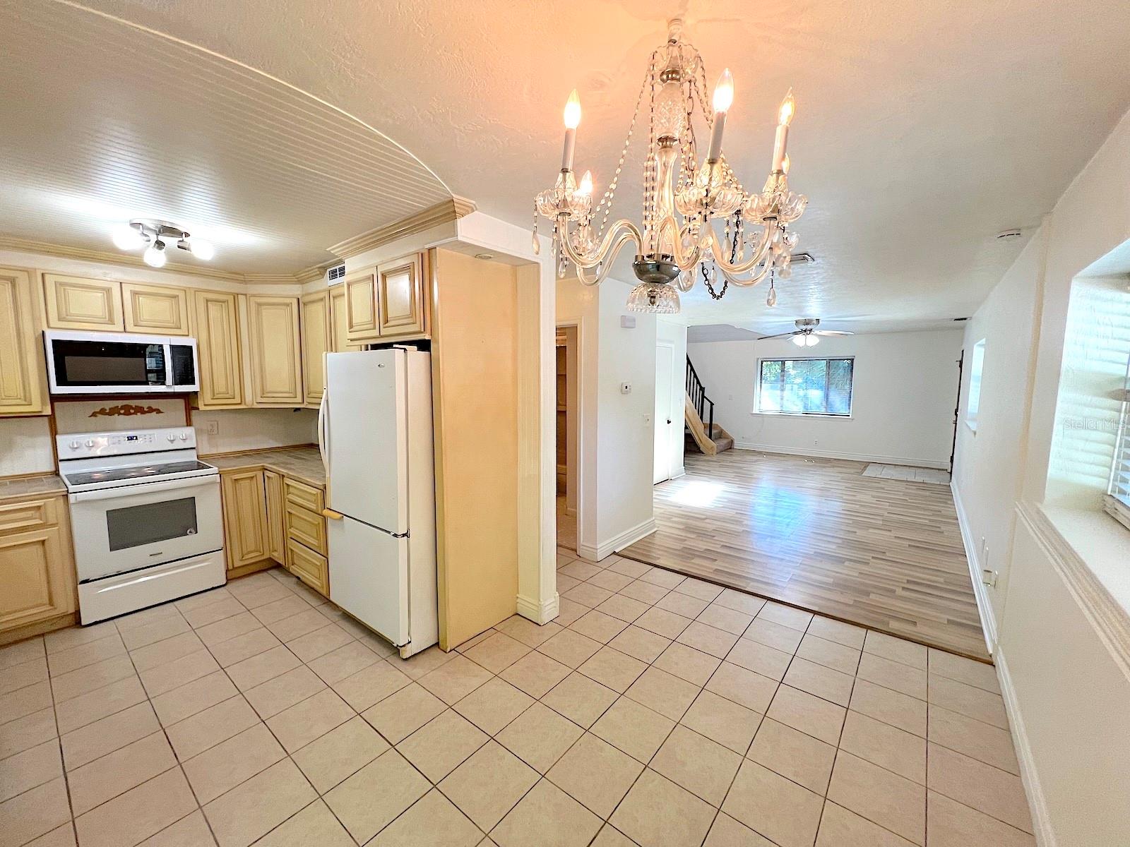 1609 SPRING GARDEN CT #1609, HOLLY HILL, FL, 32117