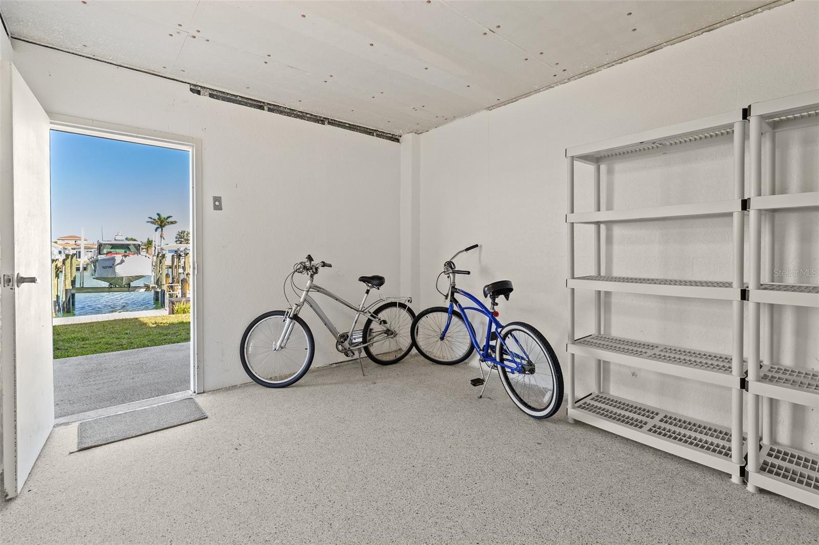 223 ISLAND WAY #2C, CLEARWATER BEACH, FL, 33767