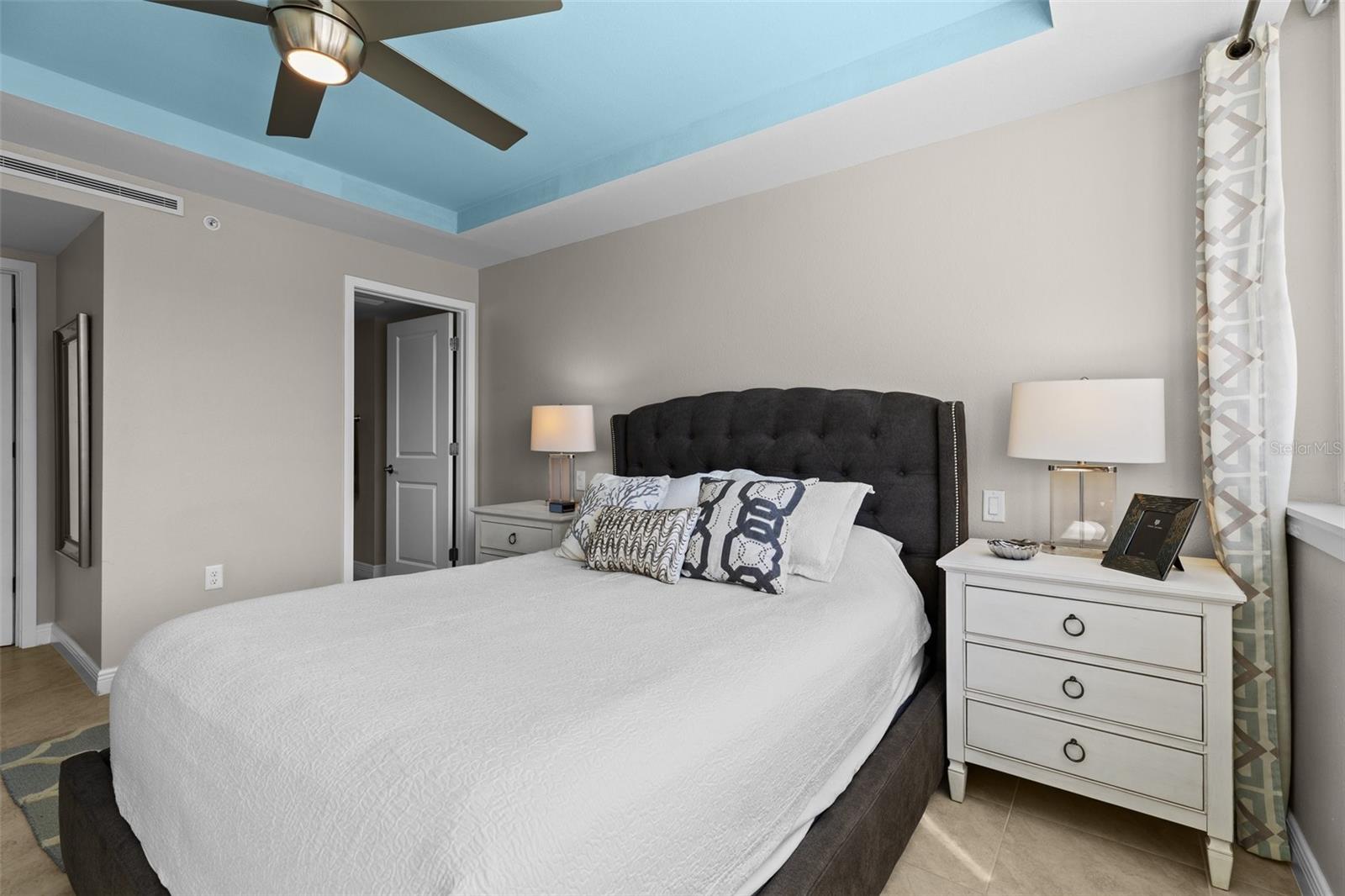 223 ISLAND WAY #2C, CLEARWATER BEACH, FL, 33767
