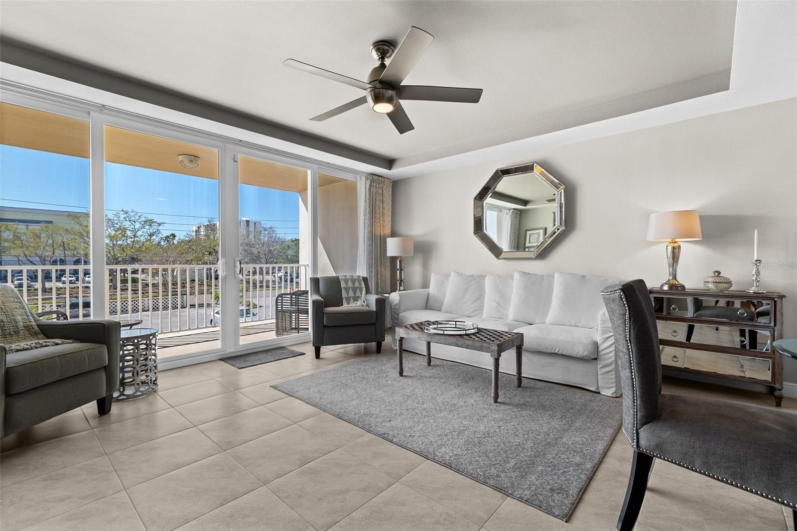 223 ISLAND WAY #2C, CLEARWATER BEACH, FL, 33767
