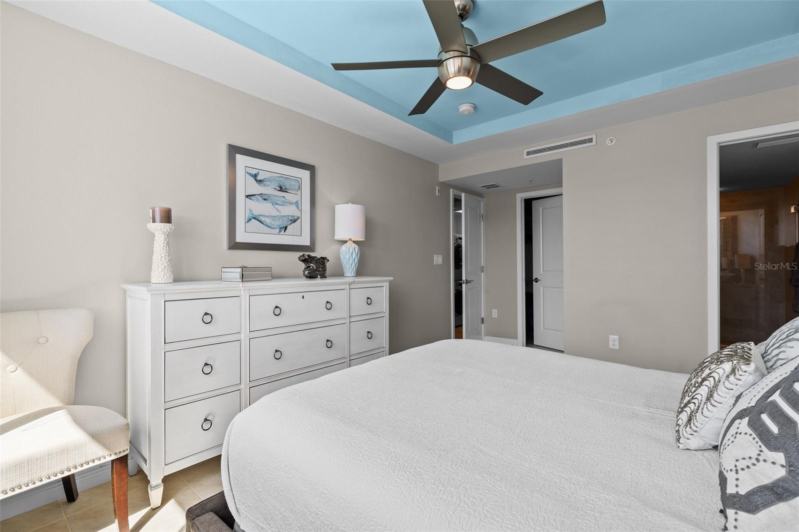 223 ISLAND WAY #2C, CLEARWATER BEACH, FL, 33767