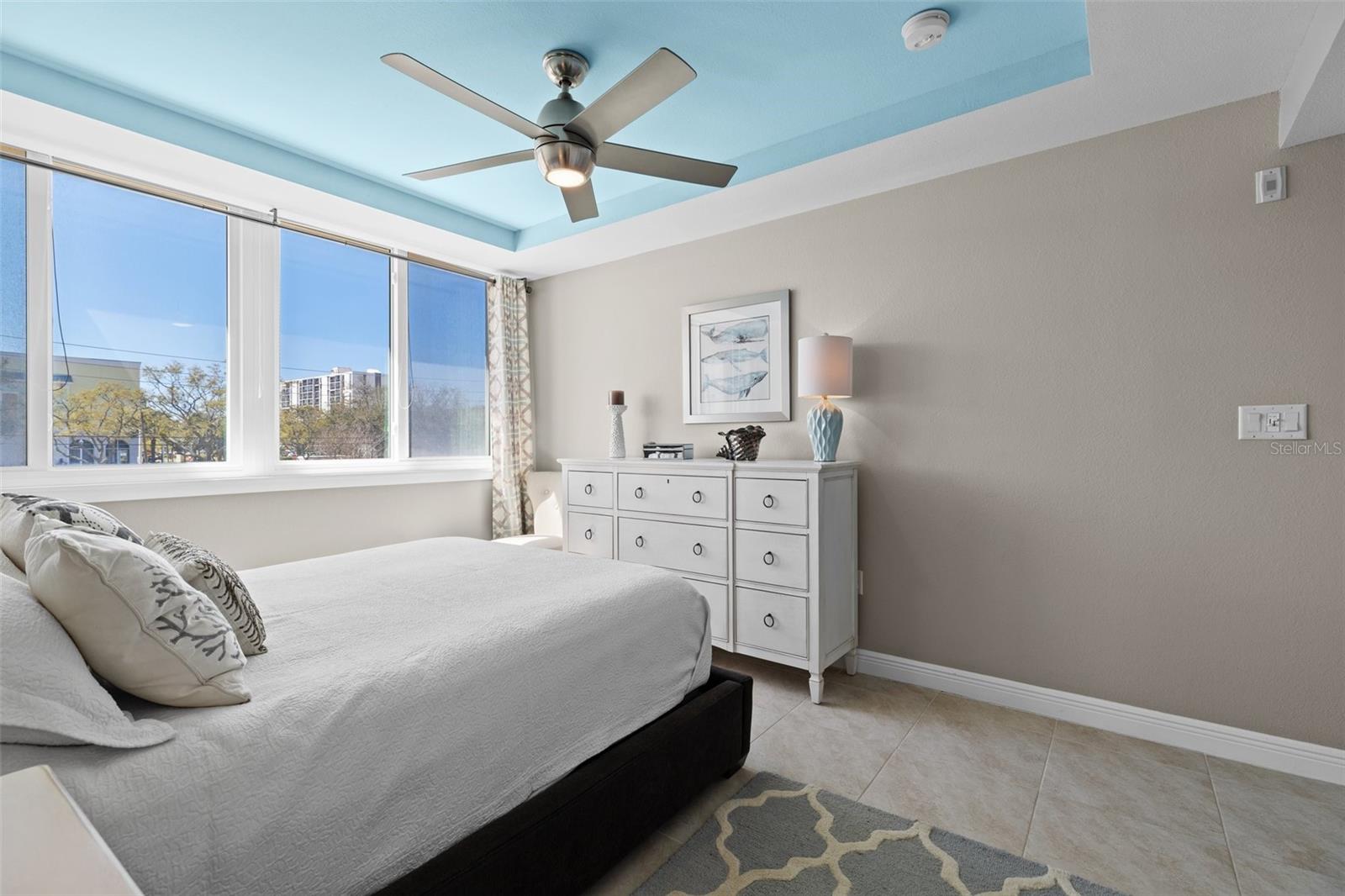 223 ISLAND WAY #2C, CLEARWATER BEACH, FL, 33767