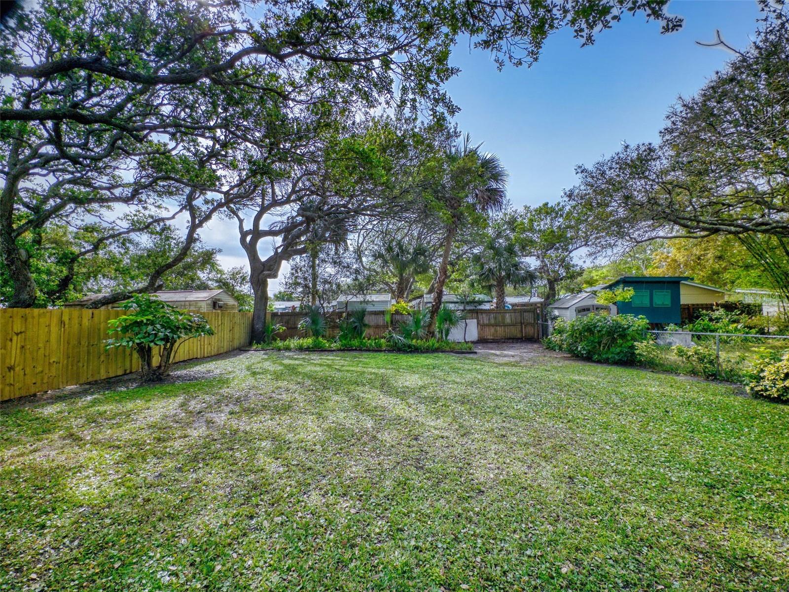 823 E 10TH AVE, NEW SMYRNA BEACH, FL, 32169