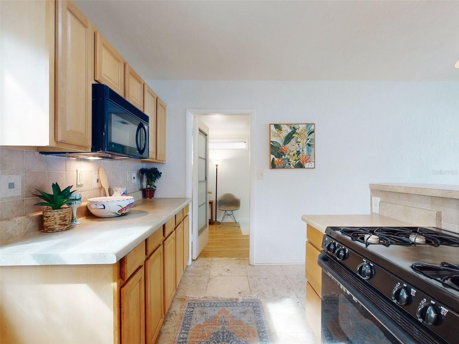 823 E 10TH AVE, NEW SMYRNA BEACH, FL, 32169