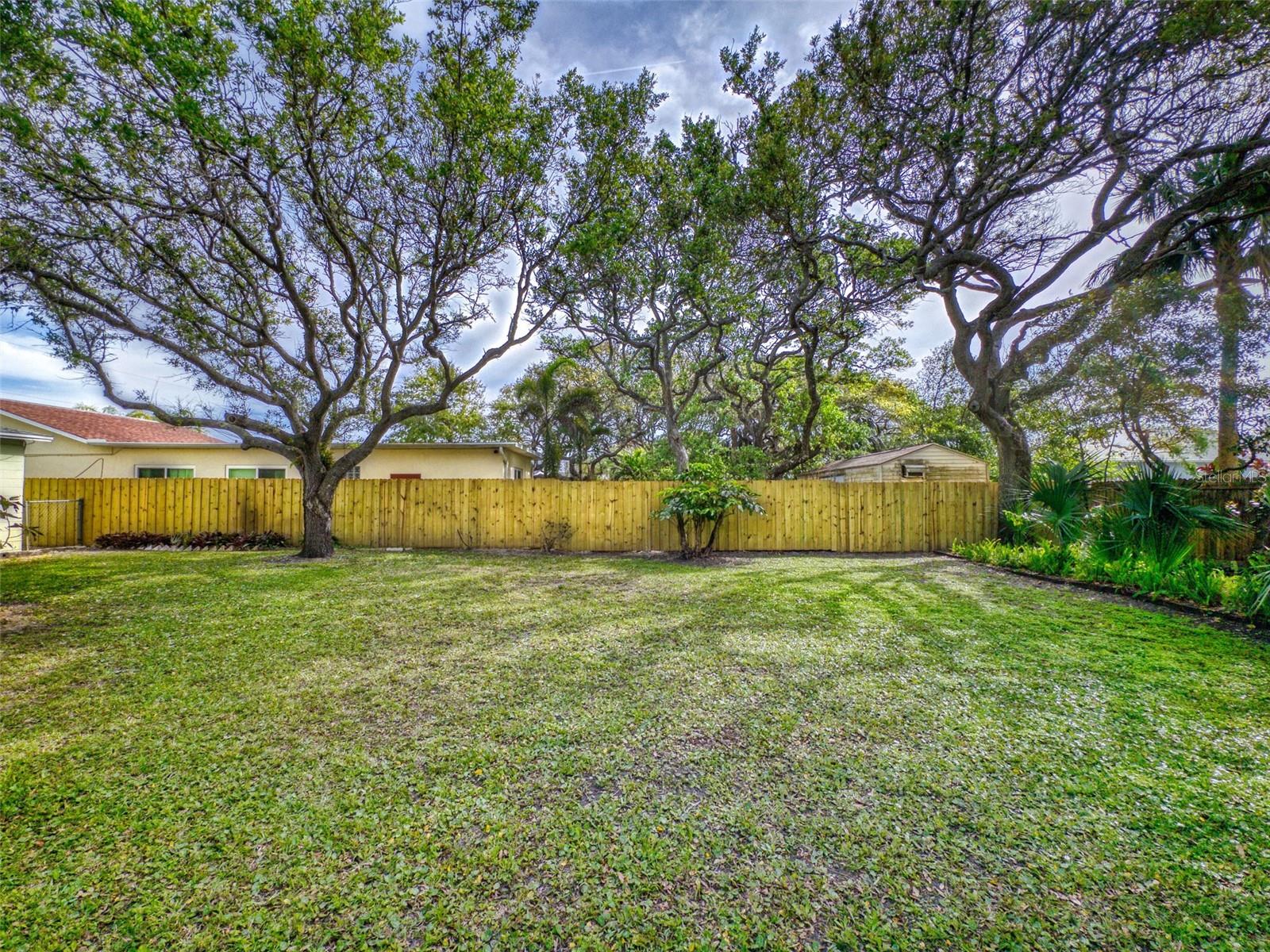 823 E 10TH AVE, NEW SMYRNA BEACH, FL, 32169