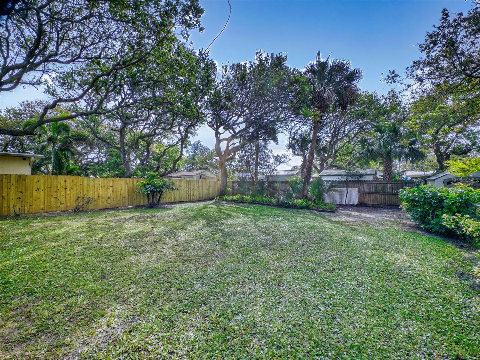 823 E 10TH AVE, NEW SMYRNA BEACH, FL, 32169