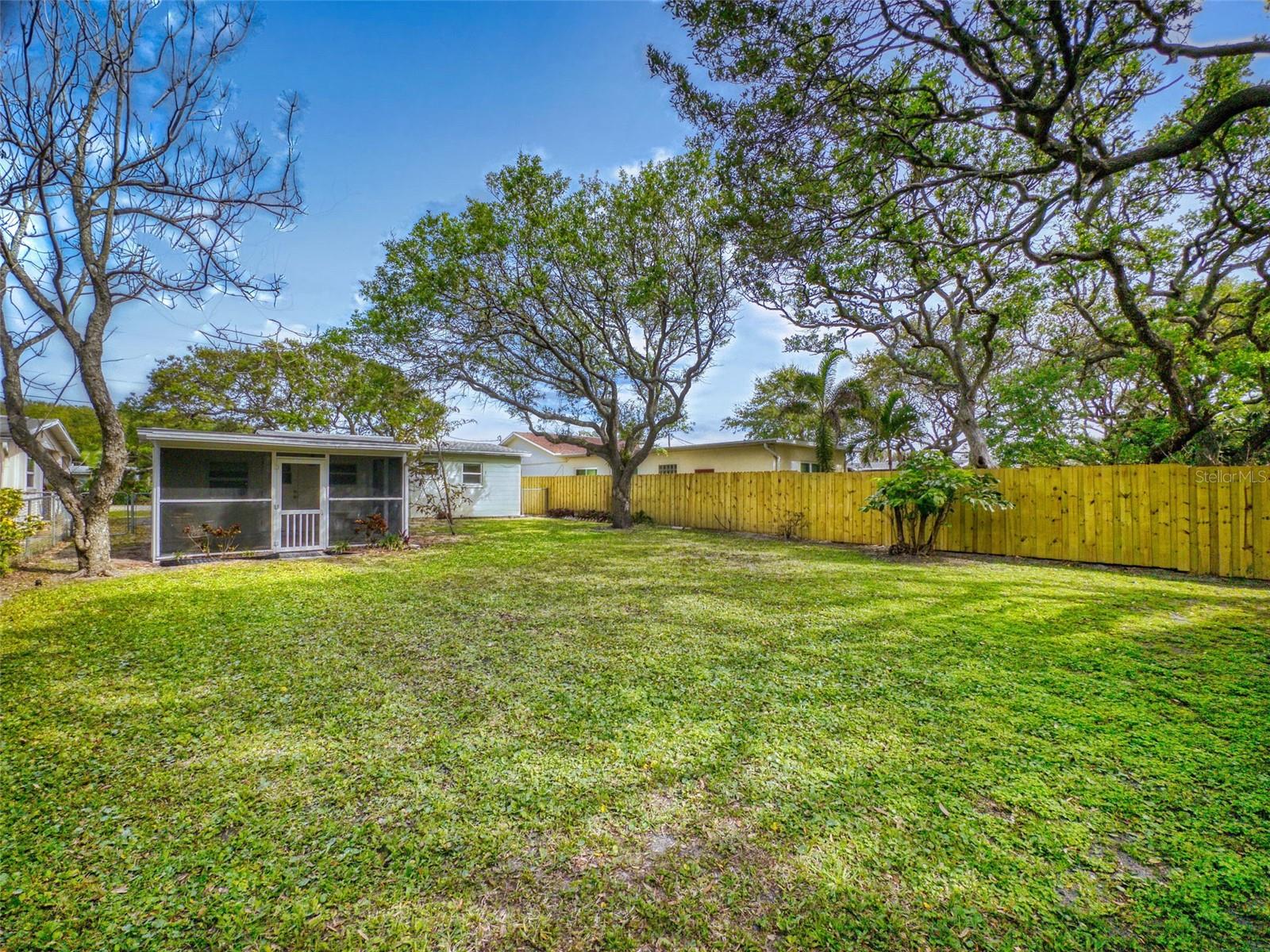 823 E 10TH AVE, NEW SMYRNA BEACH, FL, 32169