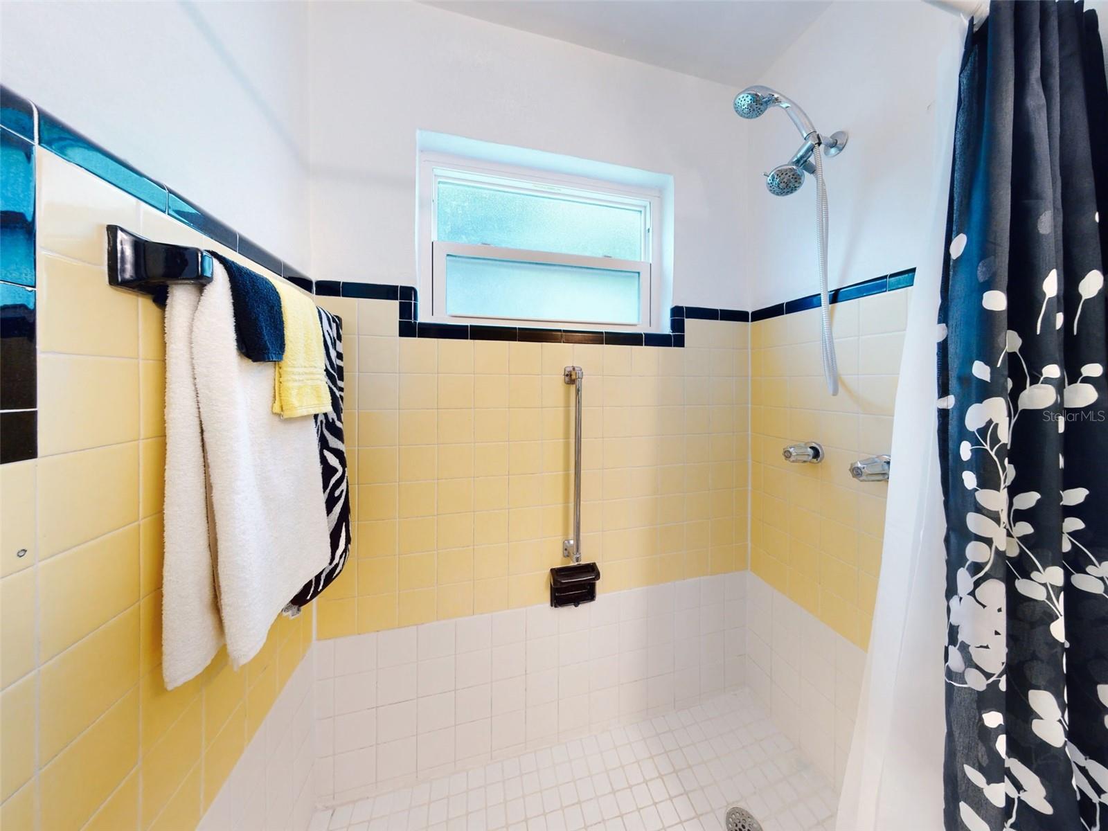 823 E 10TH AVE, NEW SMYRNA BEACH, FL, 32169