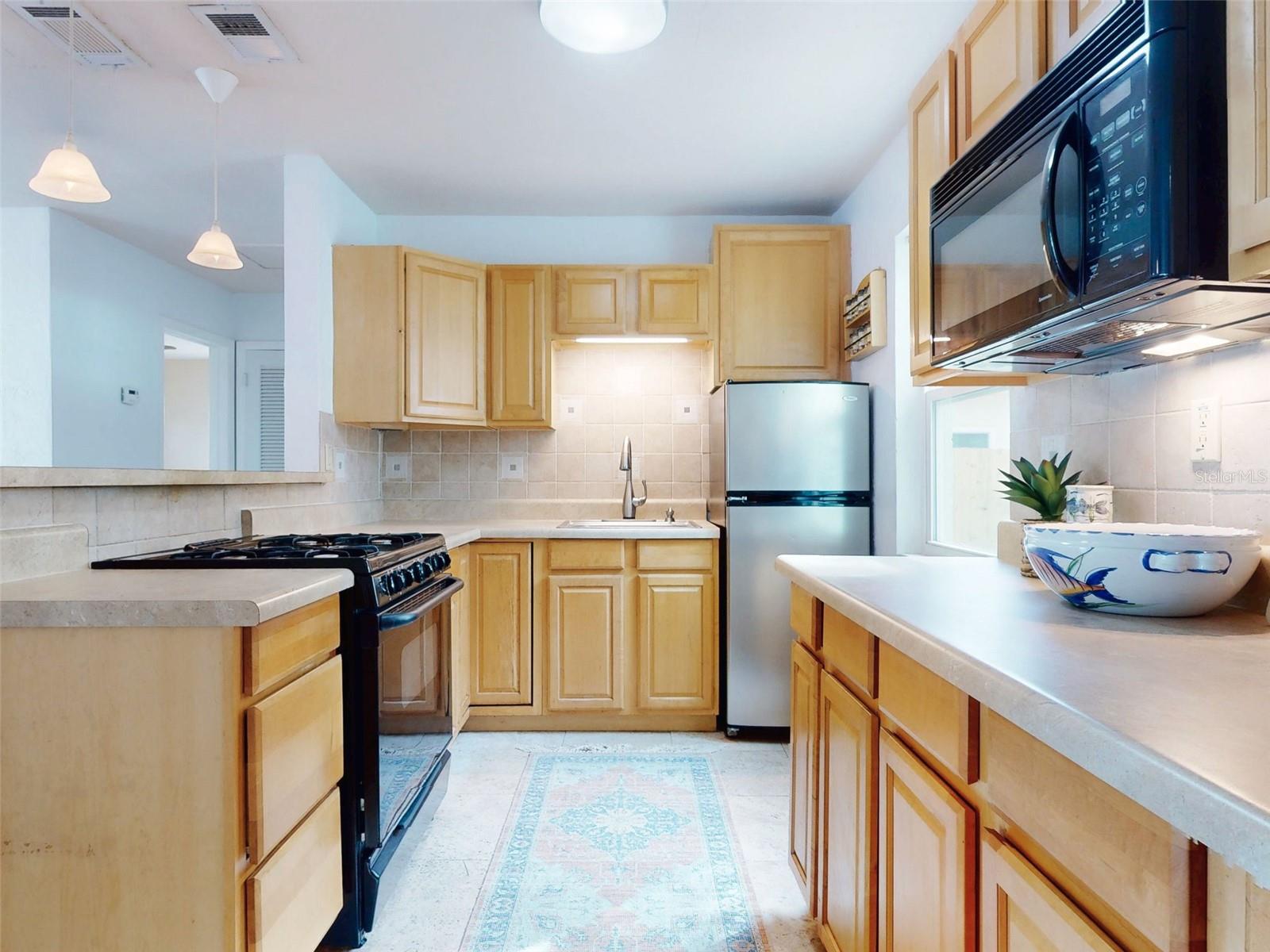 823 E 10TH AVE, NEW SMYRNA BEACH, FL, 32169