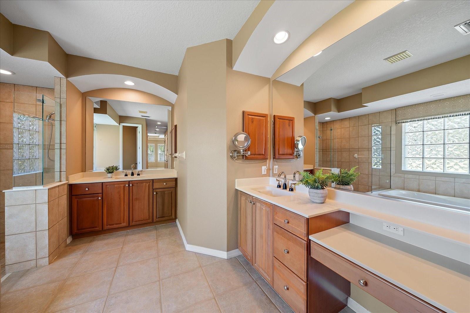 7618 BROOMSEDGE CT, LAKEWOOD RANCH, FL, 34202