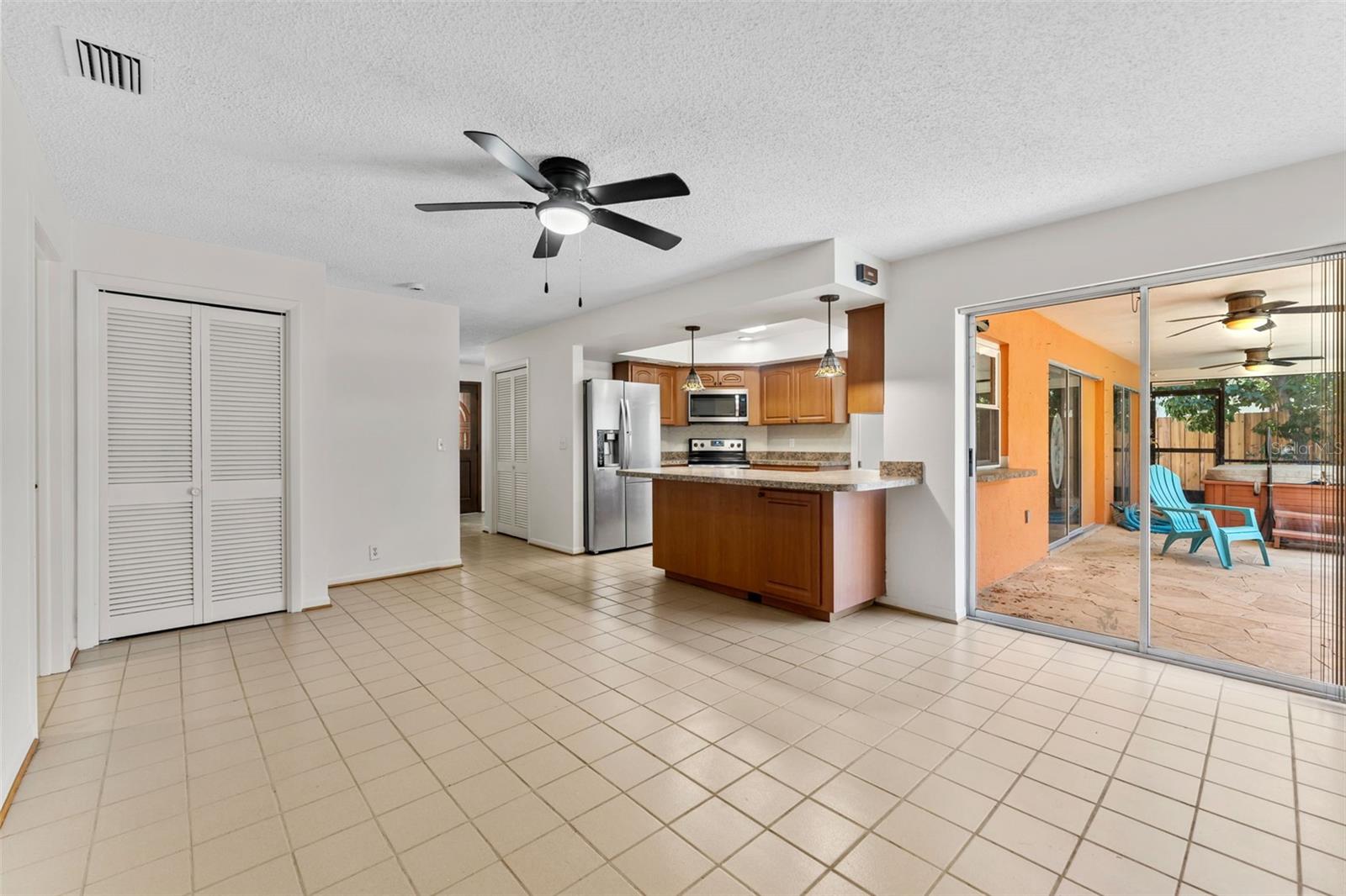 335 LAUGHING GULL LN, PALM HARBOR, FL, 34683