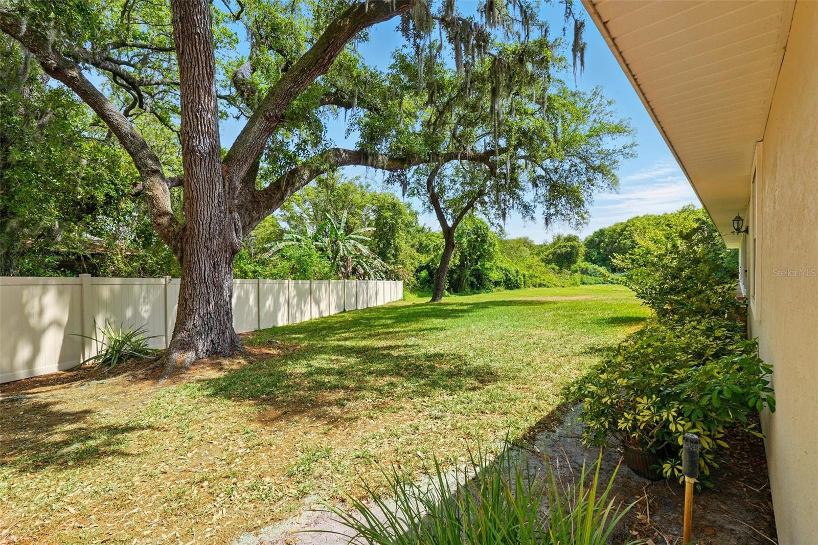 3075 SIMPSON RD, KISSIMMEE, FL, 34744