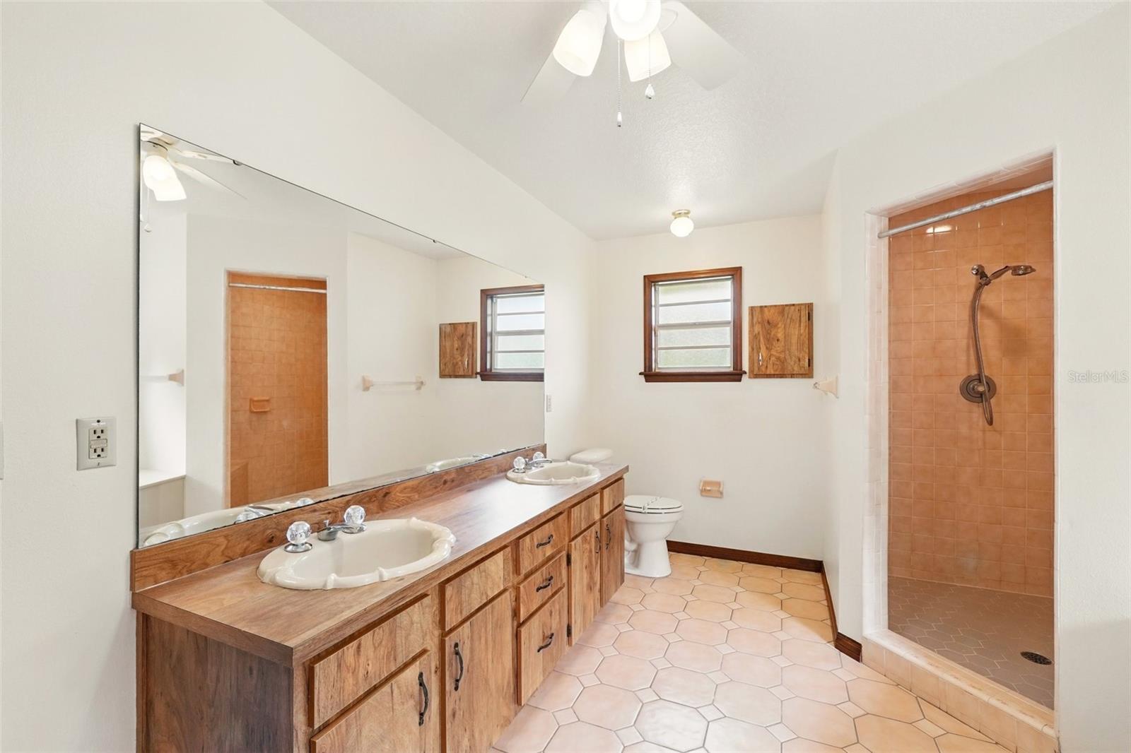 3075 SIMPSON RD, KISSIMMEE, FL, 34744